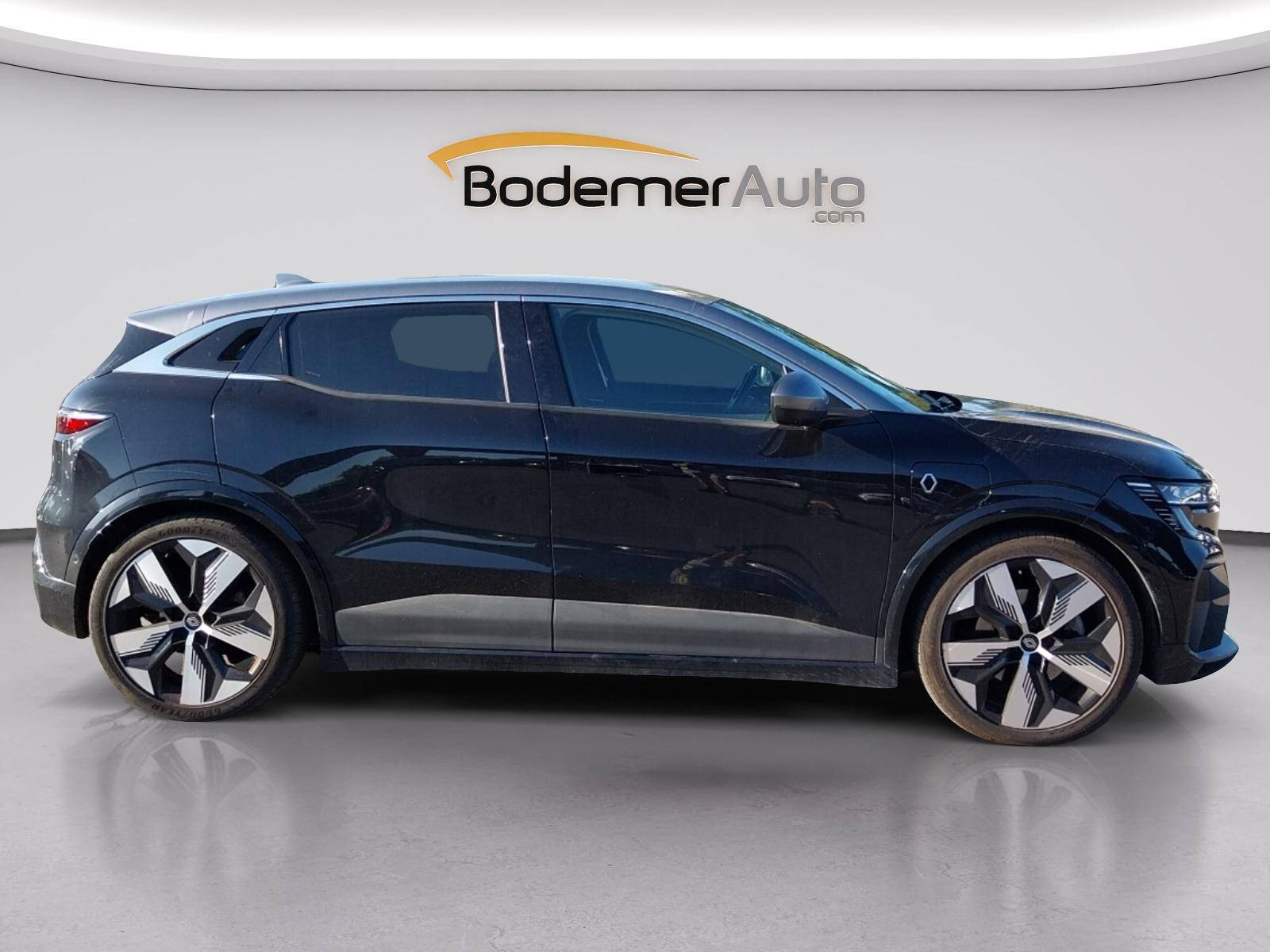 Vente en ligne Renault Megane E-Tech  EV60 220 ch super charge au prix de 21 490 €
