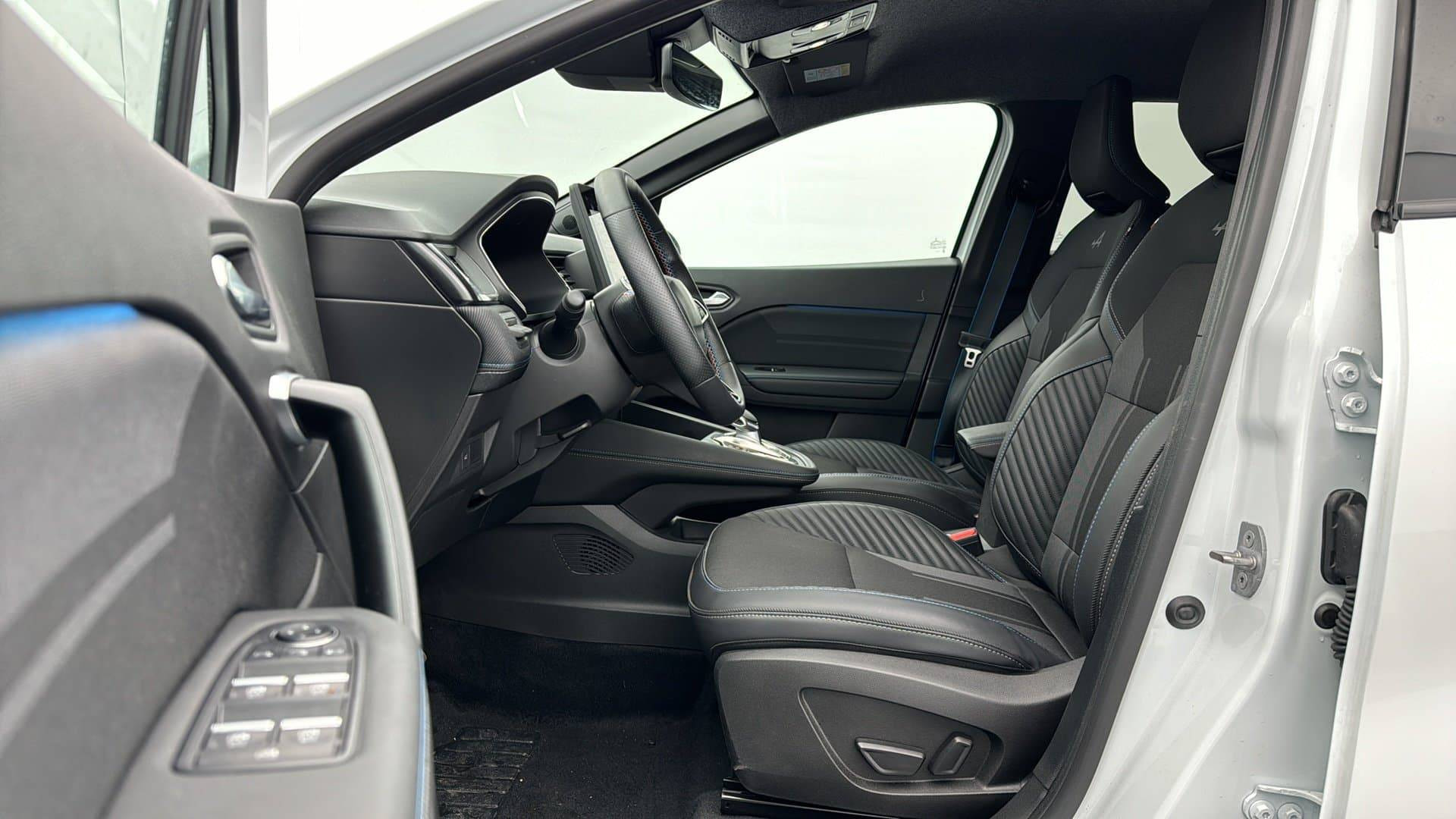 Vente en ligne Renault Symbioz  E-Tech full hybrid 145 au prix de 27 890 €