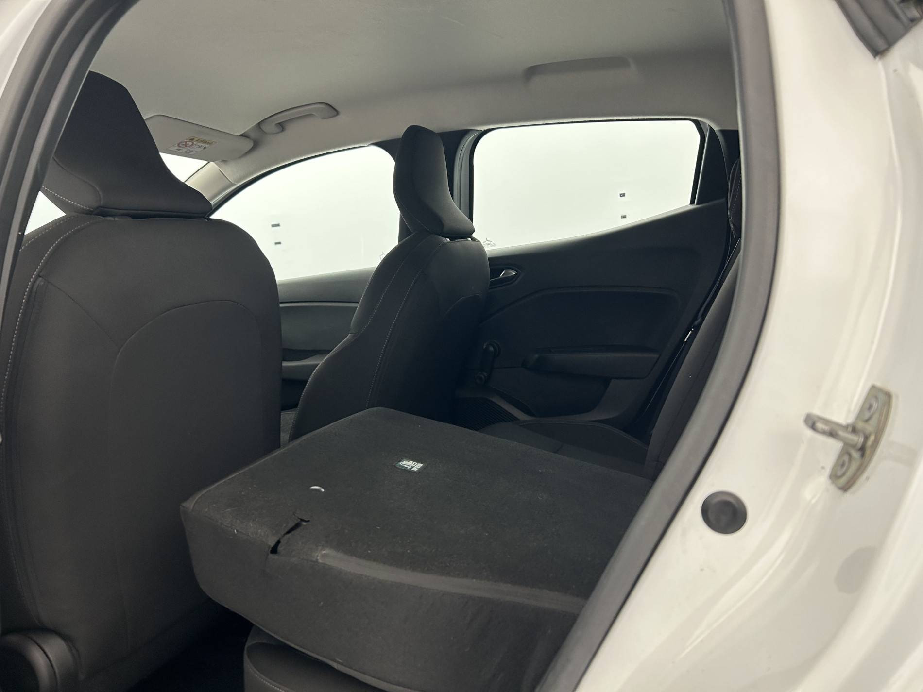 Vente en ligne Renault Clio 5 Clio E-Tech full hybrid 145 au prix de 15 890 €