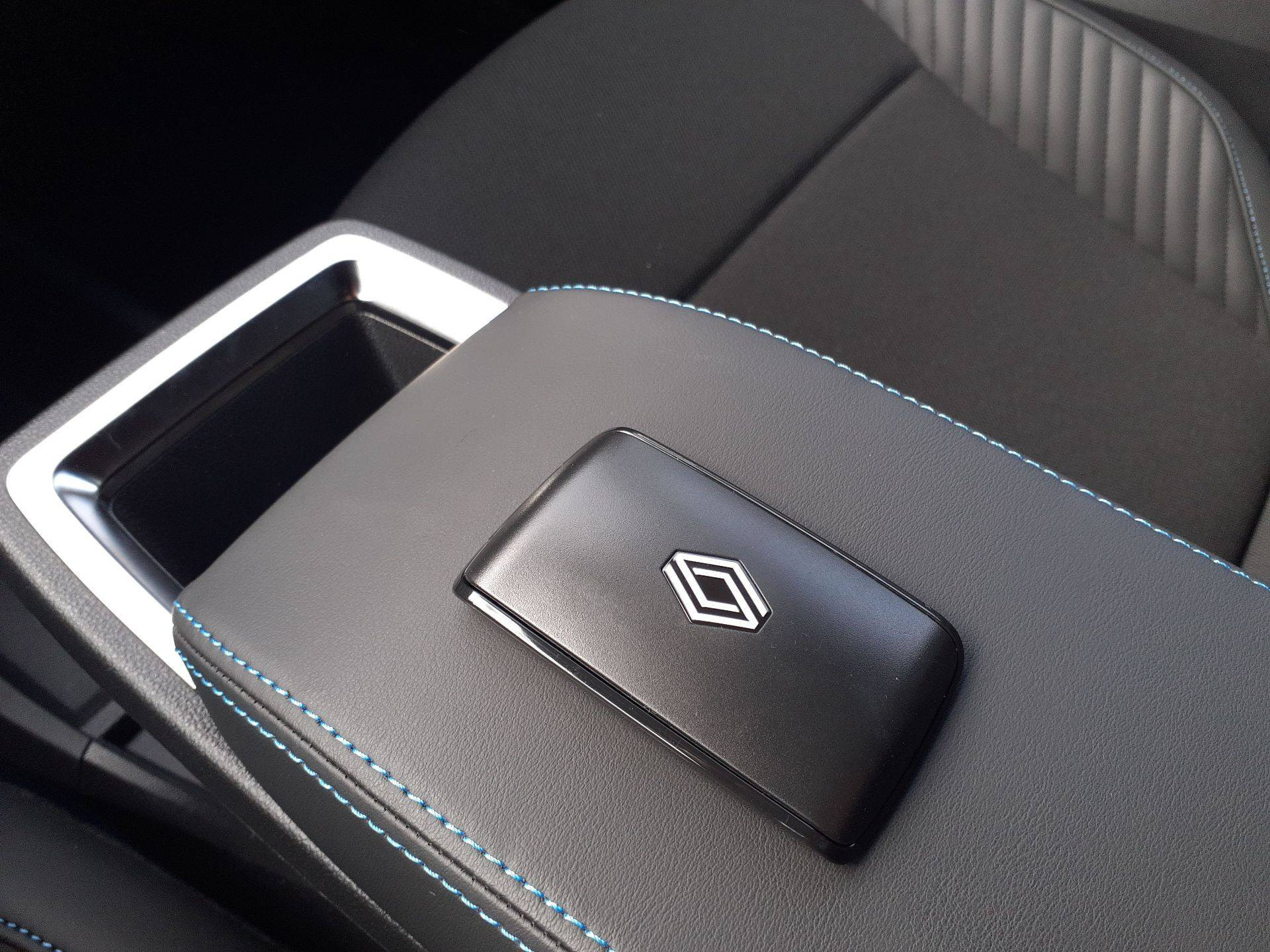 Vente en ligne Renault Megane E-Tech  220 ch autonomie confort au prix de 41 500 €
