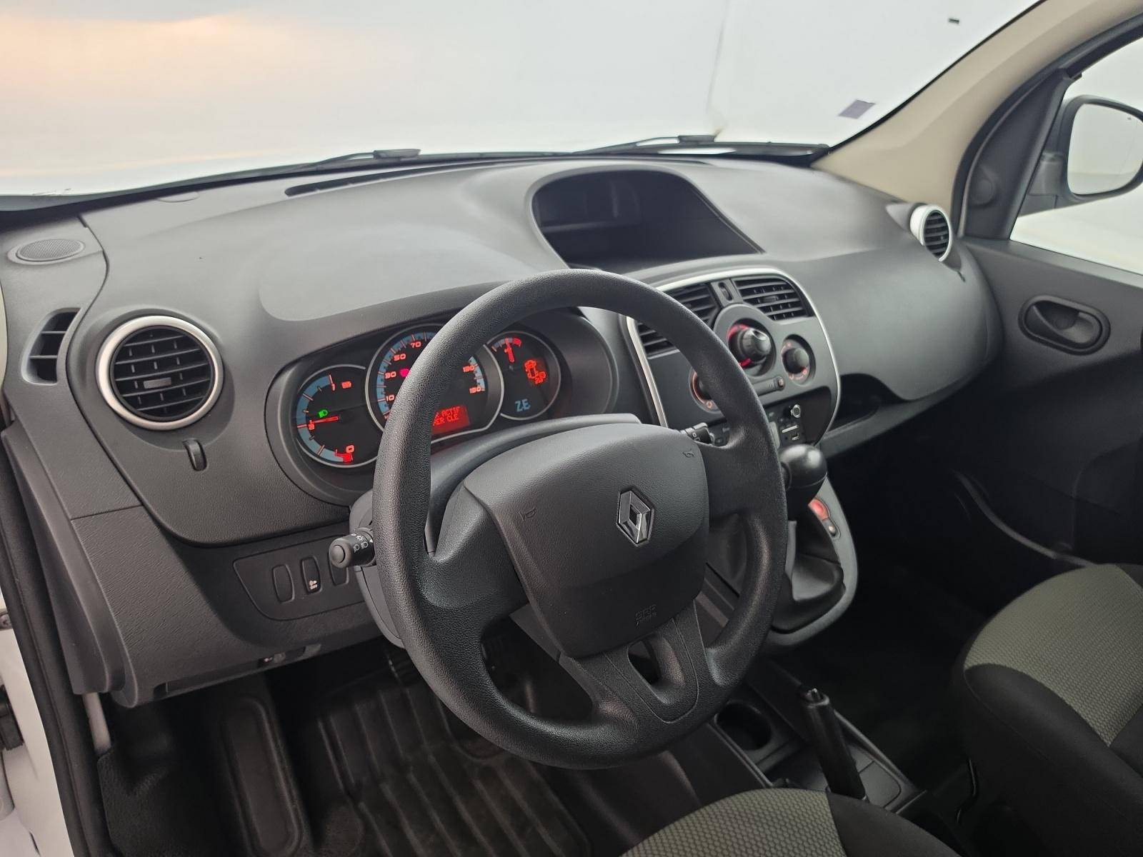 Vente en ligne Renault Kangoo Electrique KANGOO Z.E. 33 au prix de 13 990 €