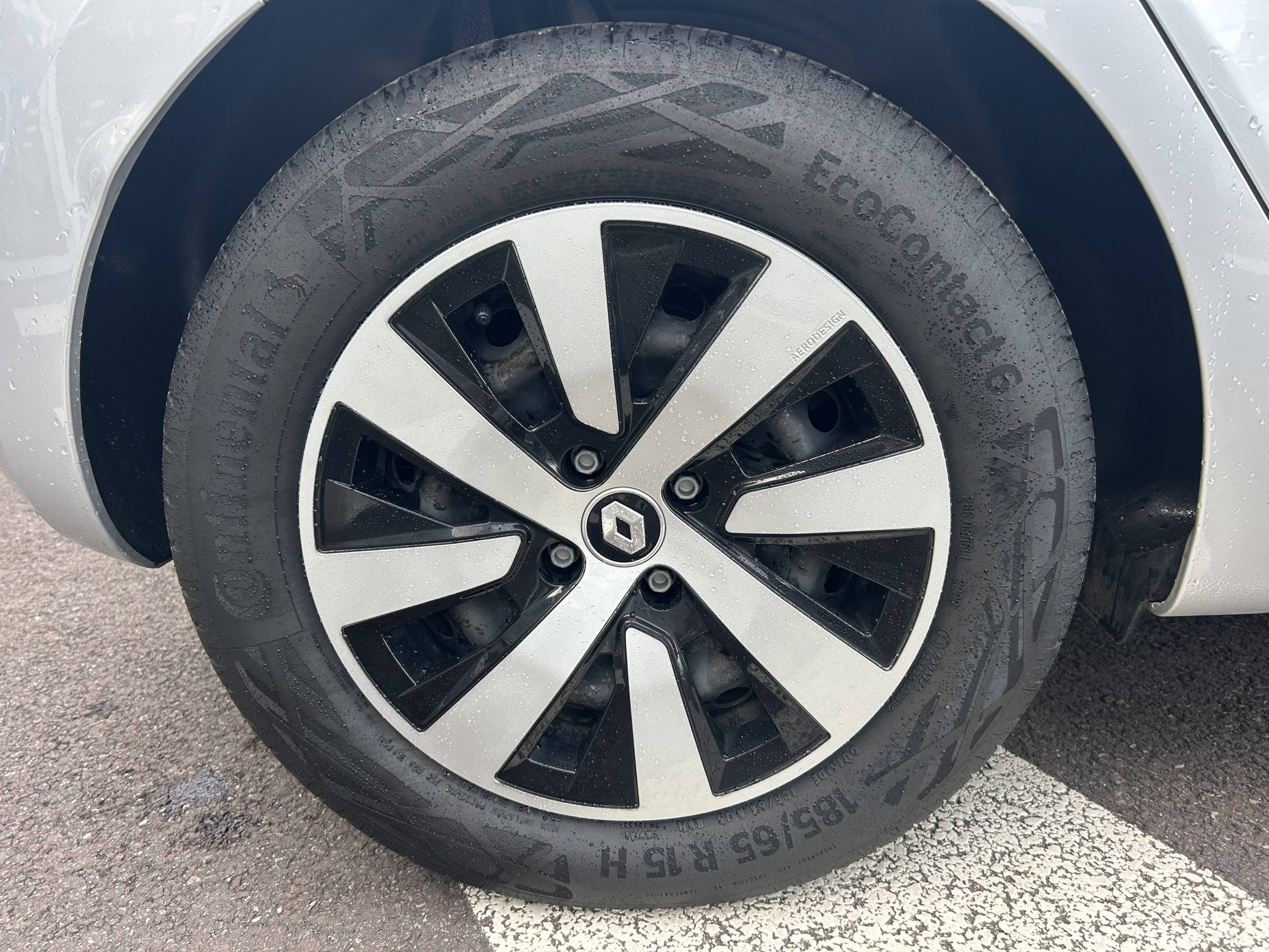 Vente en ligne Renault Clio 5 Clio TCe 90 au prix de 14 490 €