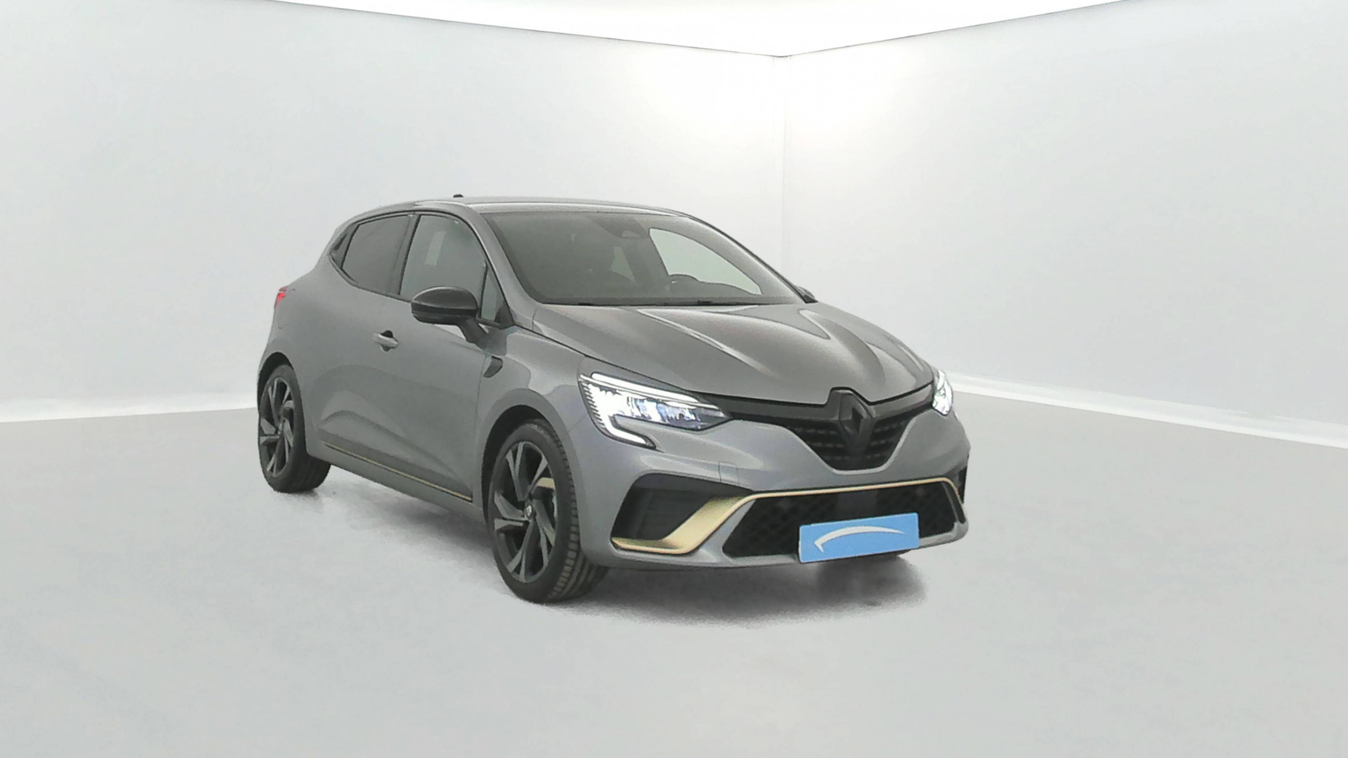 Vente en ligne Renault Clio 5 Clio E-Tech hybride 145 au prix de 19 609 €