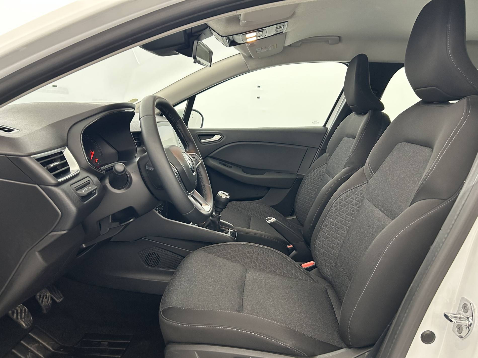 Vente en ligne Renault Clio 5 Clio Blue dCi 100 - 21N au prix de 14 490 €