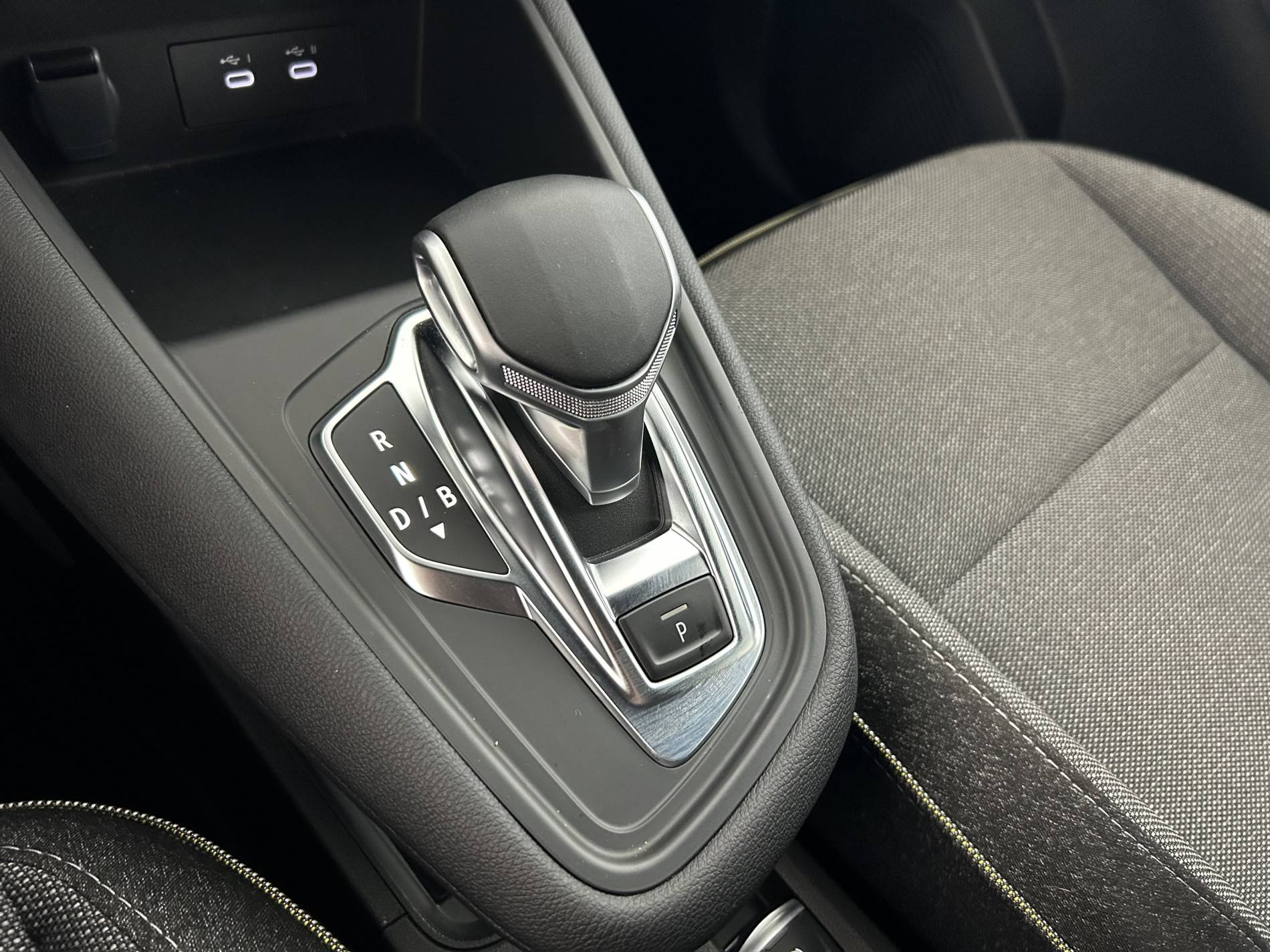 Vente en ligne Renault Symbioz  E-Tech full hybrid 145 au prix de 26 991 €