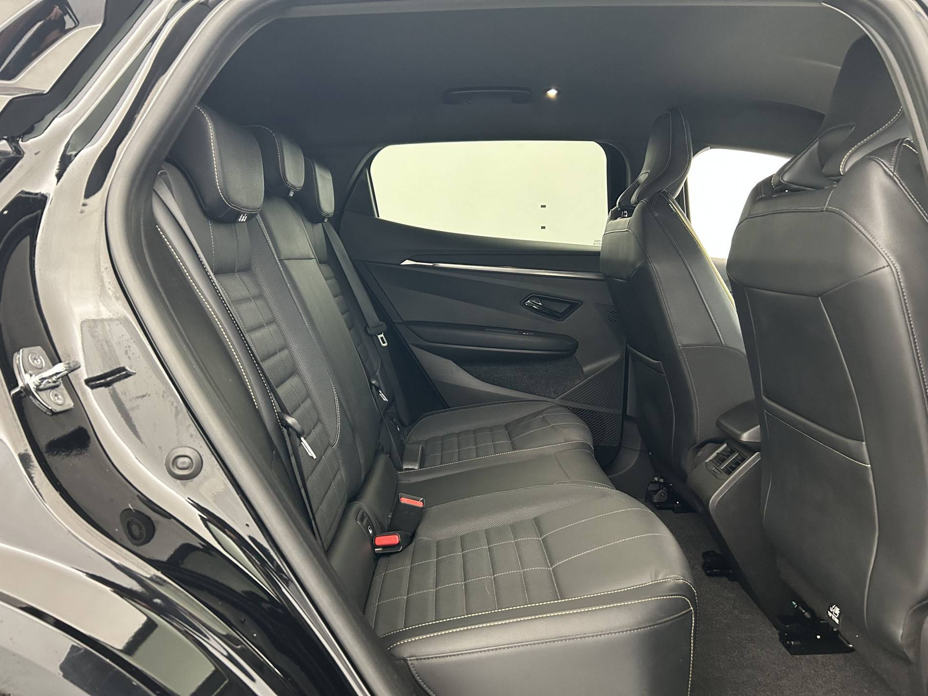 Vente en ligne Renault Megane E-Tech  EV60 220 ch super charge au prix de 22 990 €