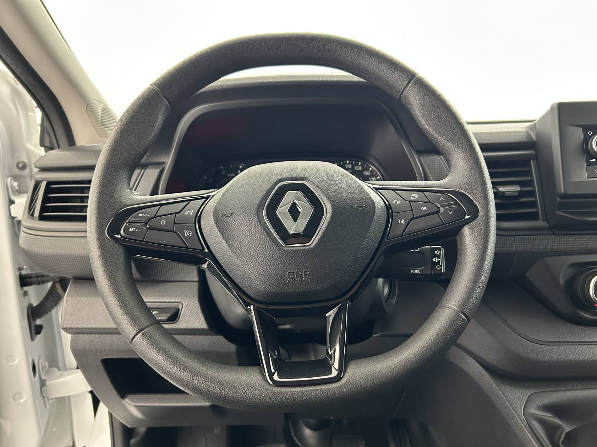 Vente en ligne Renault Trafic 3 Fourgon TRAFIC FGN L2H1 3000 KG BLUE DCI 130 au prix de 22 980 €