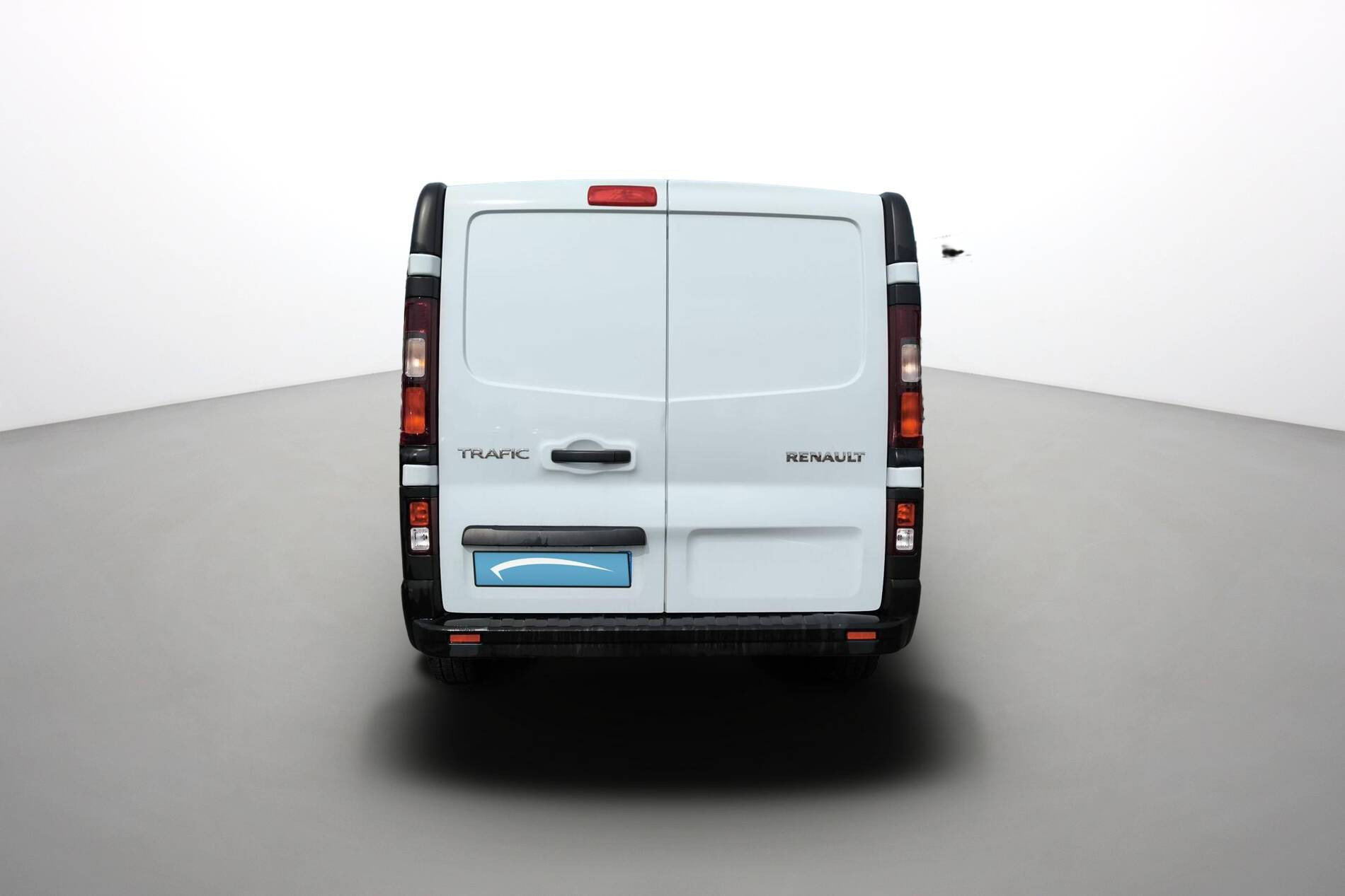 Vente en ligne Renault Trafic 3 Fourgon TRAFIC FGN L2H1 3000 KG BLUE DCI 130 au prix de 22 990 €