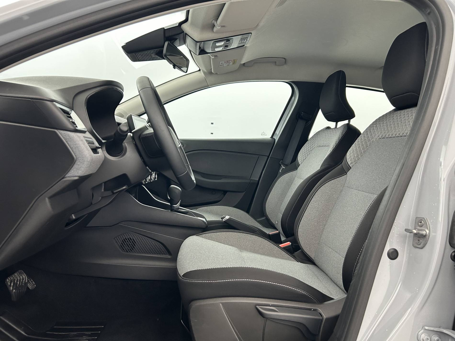 Vente en ligne Renault Clio 5 Clio E-Tech full hybrid 145 ch GSR2 au prix de 19 990 €