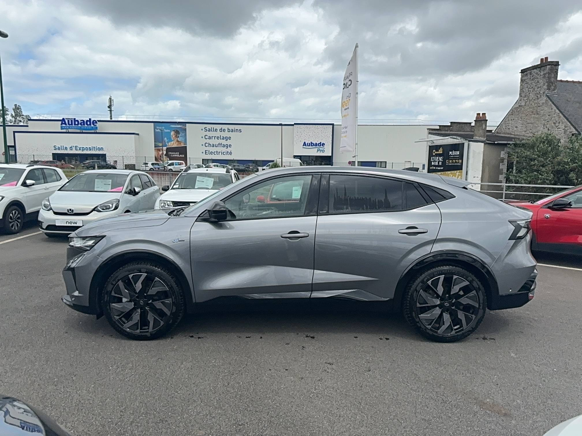 Vente en ligne Renault Rafale  E-Tech full hybrid 200 ch au prix de 52 990 €
