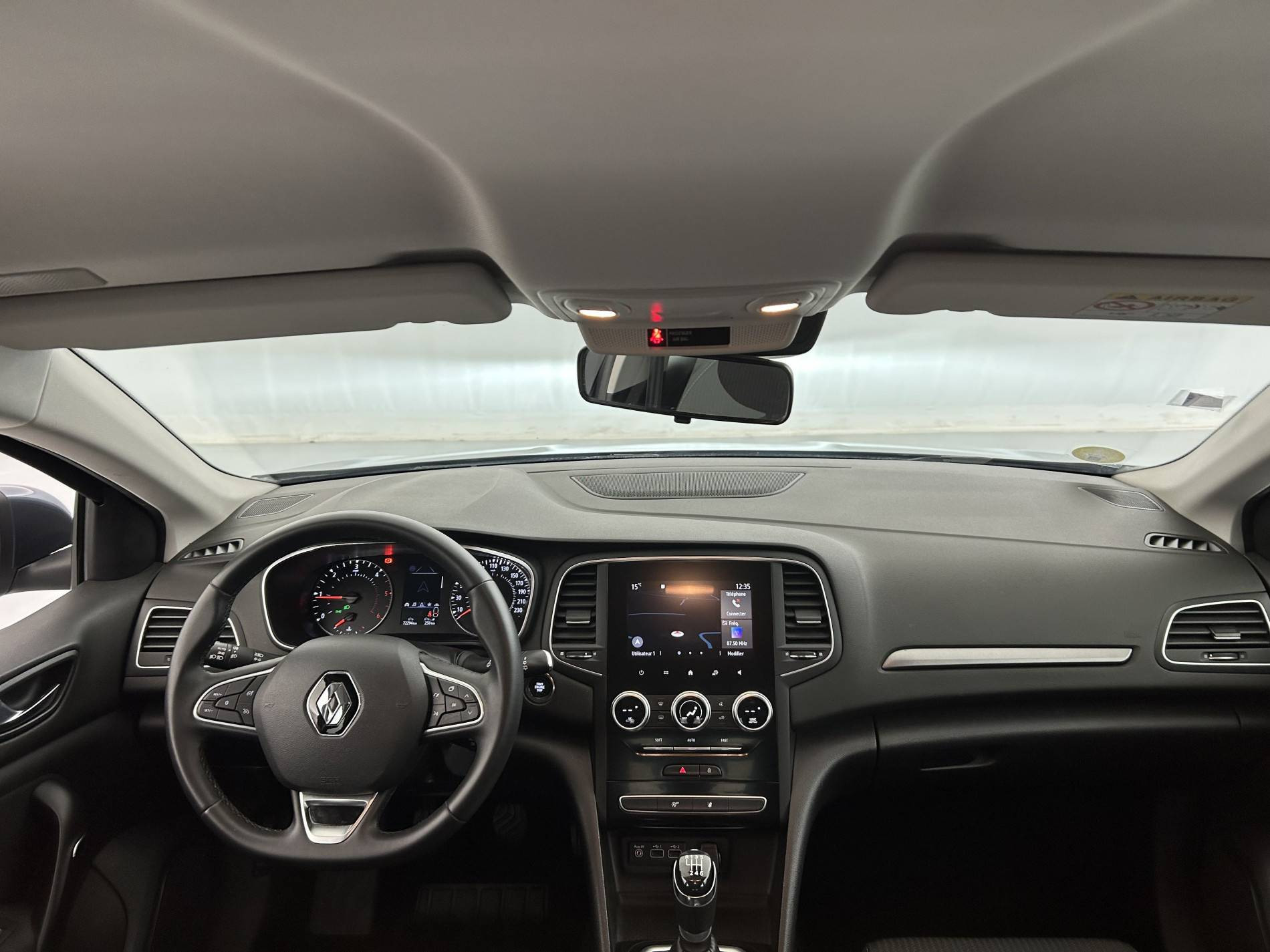 Vente en ligne Renault Megane 4 Mégane IV Berline Blue dCi 115 - 21B au prix de 15 390 €