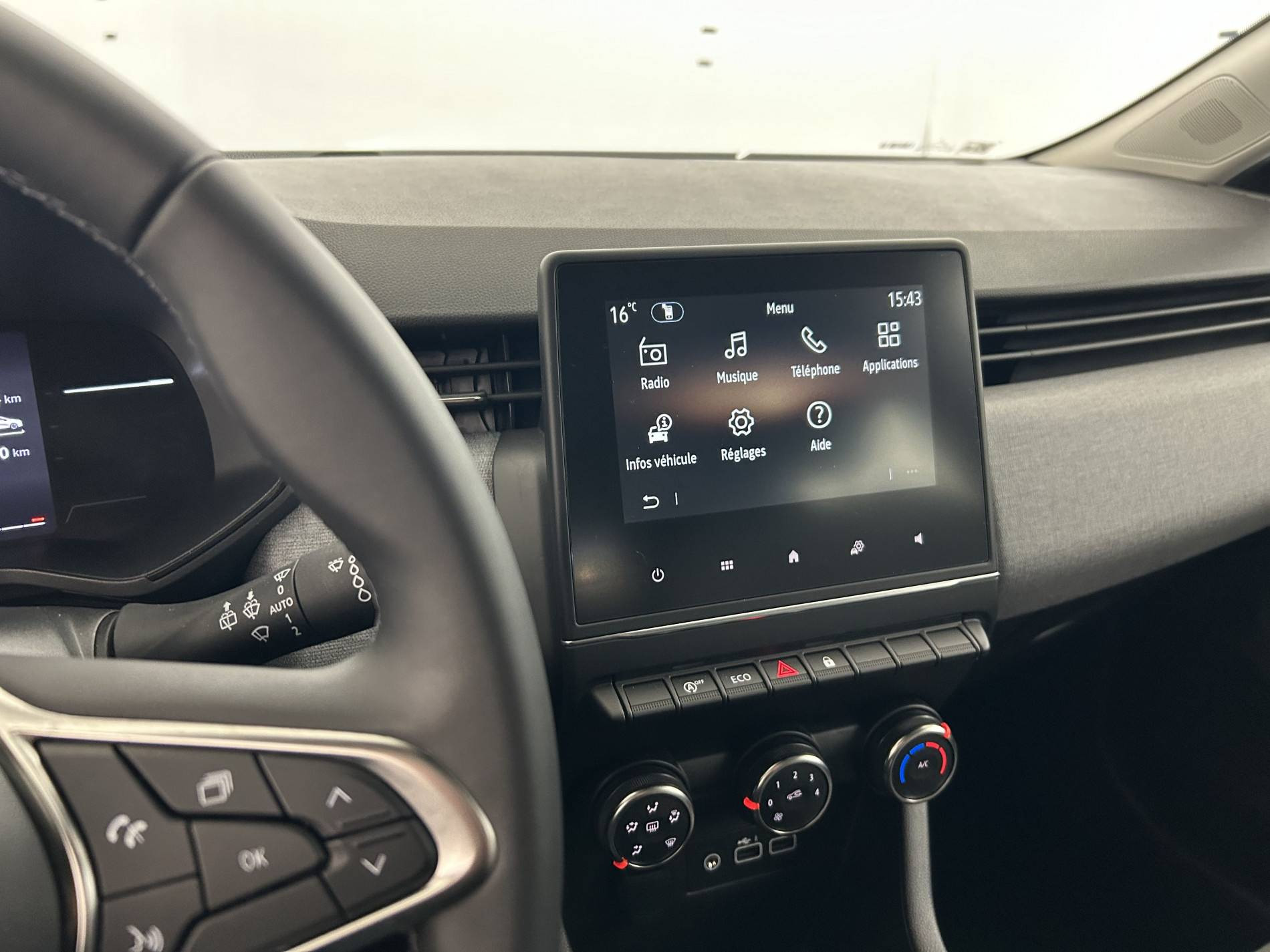 Vente en ligne Renault Clio 5 Clio Blue dCi 100 ch GSR2 au prix de 18 890 €