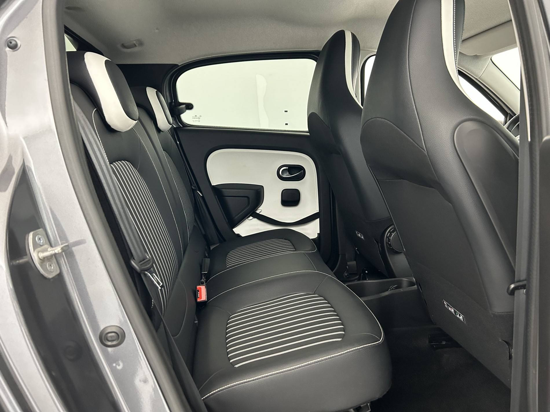 Vente en ligne Renault Twingo 3  TCe 95 au prix de 10 990 €