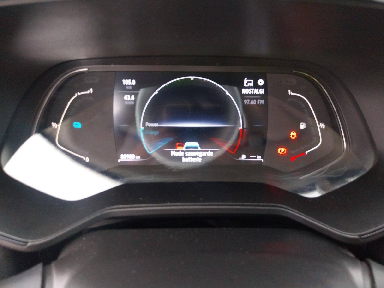 Vente en ligne Renault Clio 5 Clio E-Tech 140 - 21N au prix de 13 960 €
