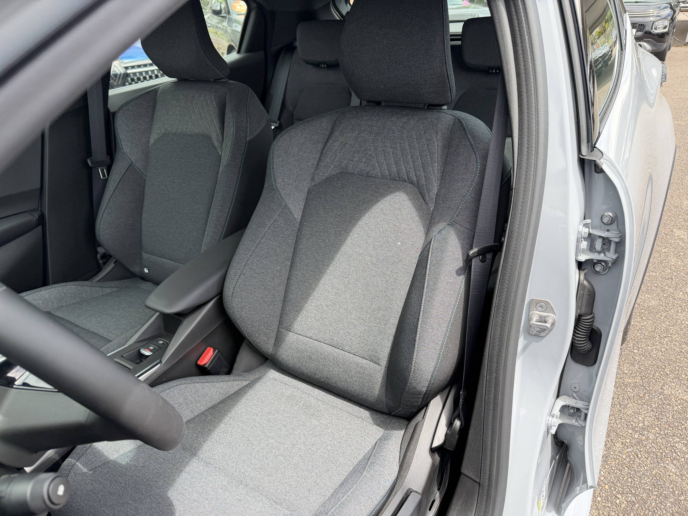 Vente en ligne Renault Clio 6 Clio E-Tech full hybrid 160 ch au prix de 24 990 €