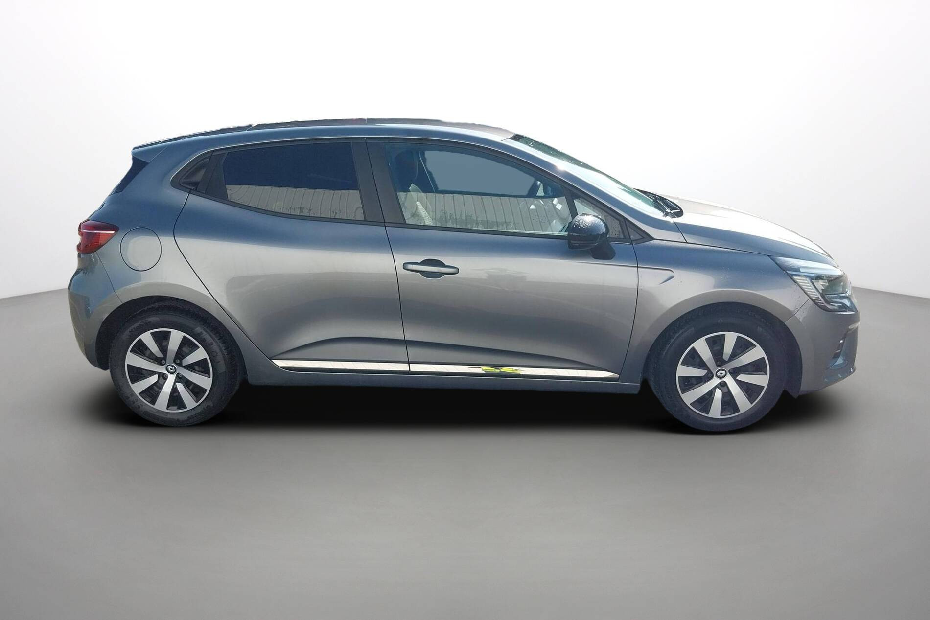 Vente en ligne Renault Clio 5 Clio TCe 90 au prix de 13 290 €