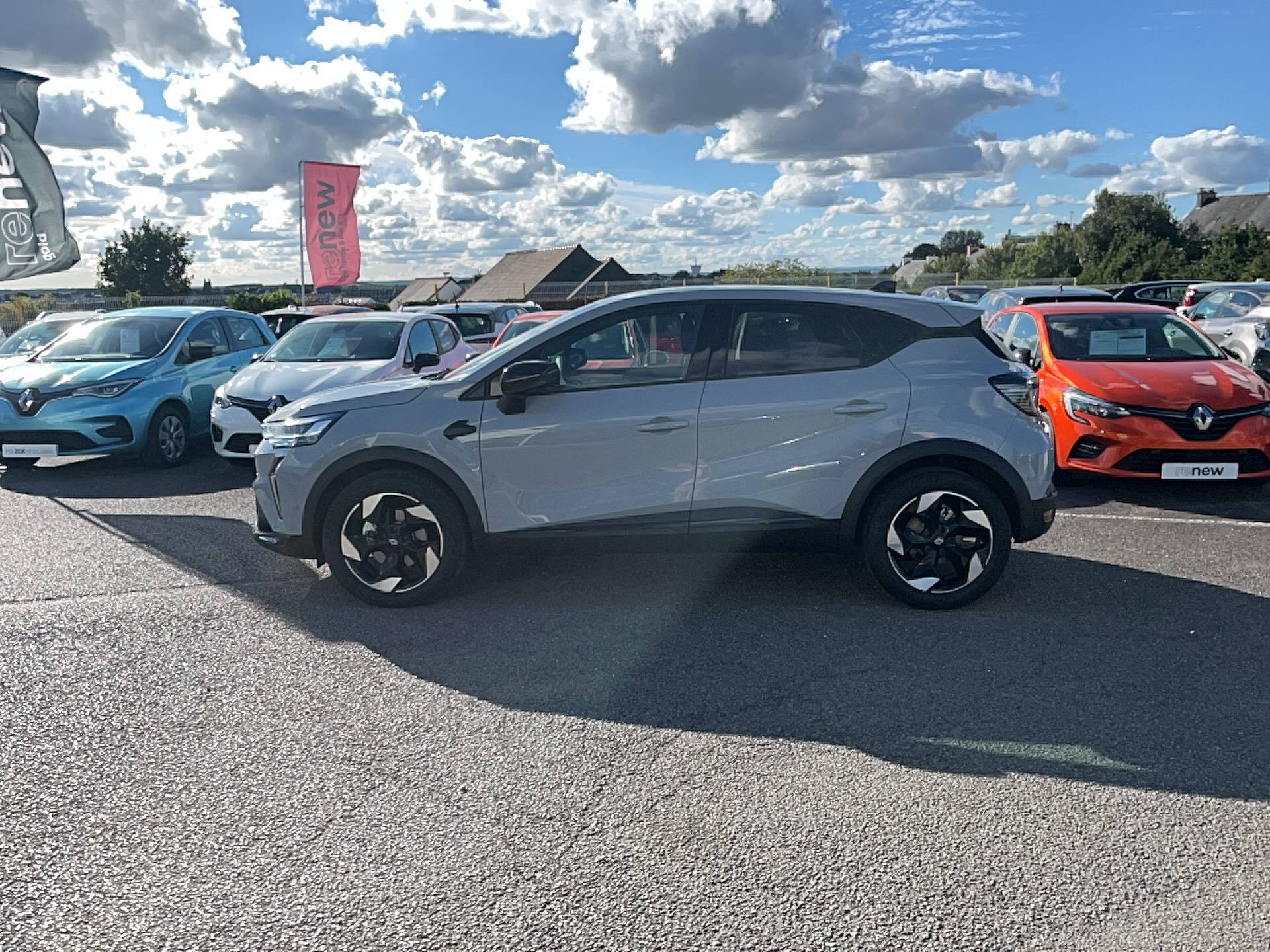 Vente en ligne Renault Captur  E-Tech full hybrid 160 ch au prix de 29 990 €