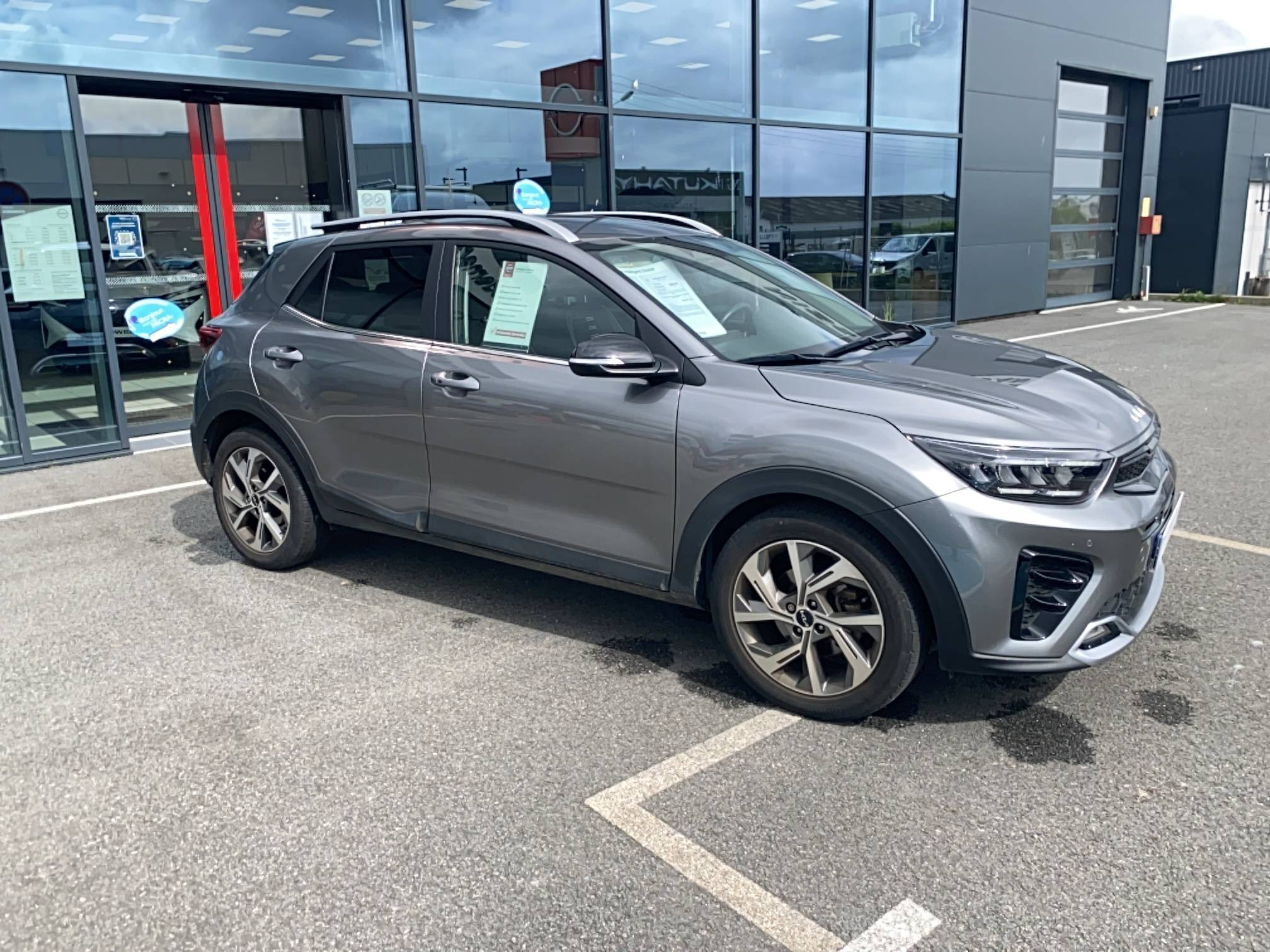 Vente en ligne Kia Stonic  1.0 T-GDi 100 ch DCT7 au prix de 19 490 €