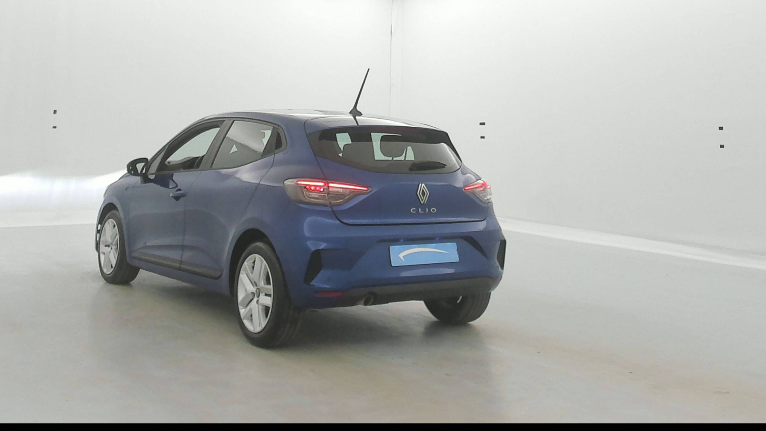 Vente en ligne Renault Clio 5 Clio TCe 90 au prix de 15 990 €