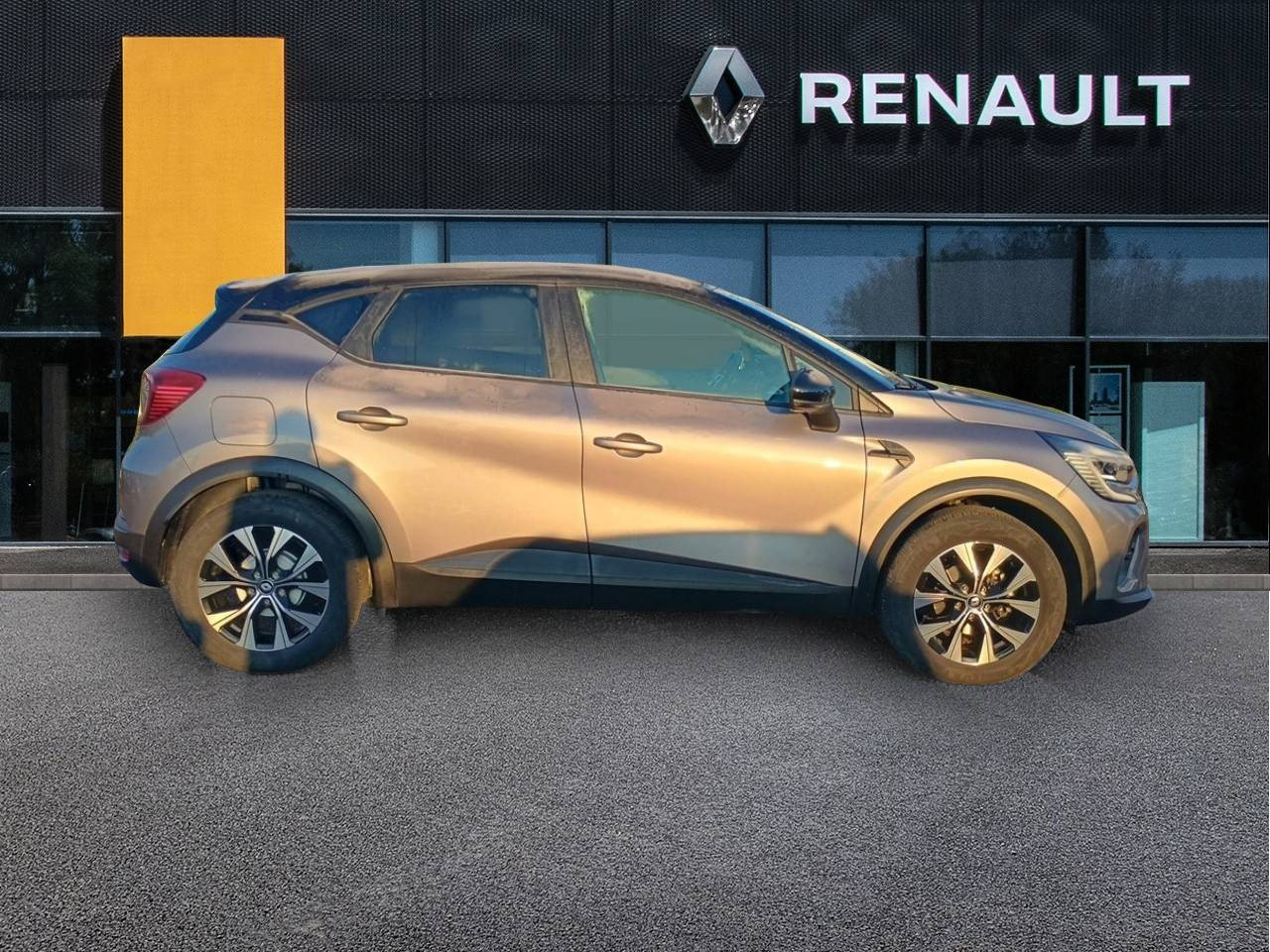 Vente en ligne Renault Captur  TCe 100 GPL au prix de 15 990 €