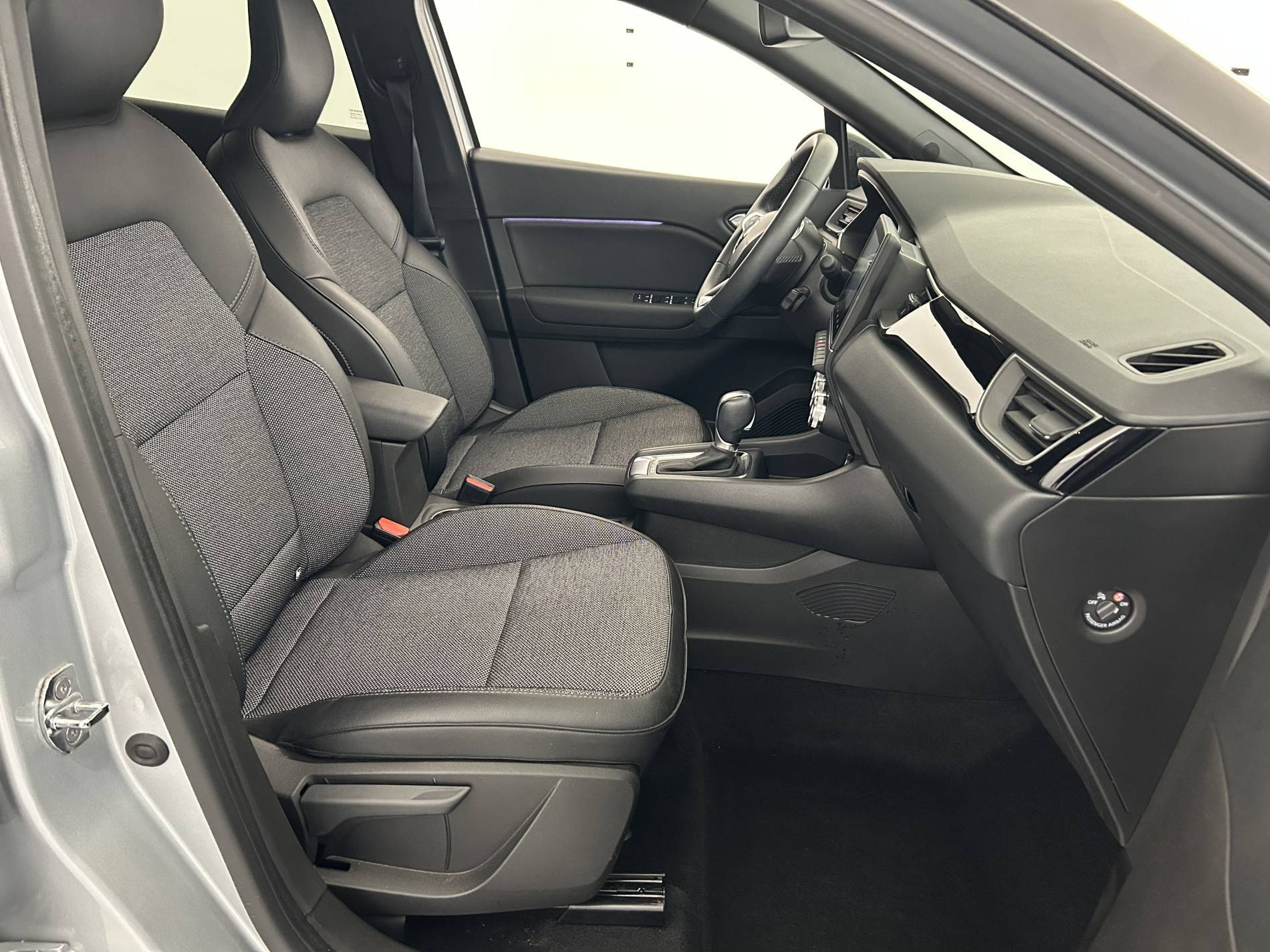 Vente en ligne Renault Captur  E-Tech 145 au prix de 18 490 €