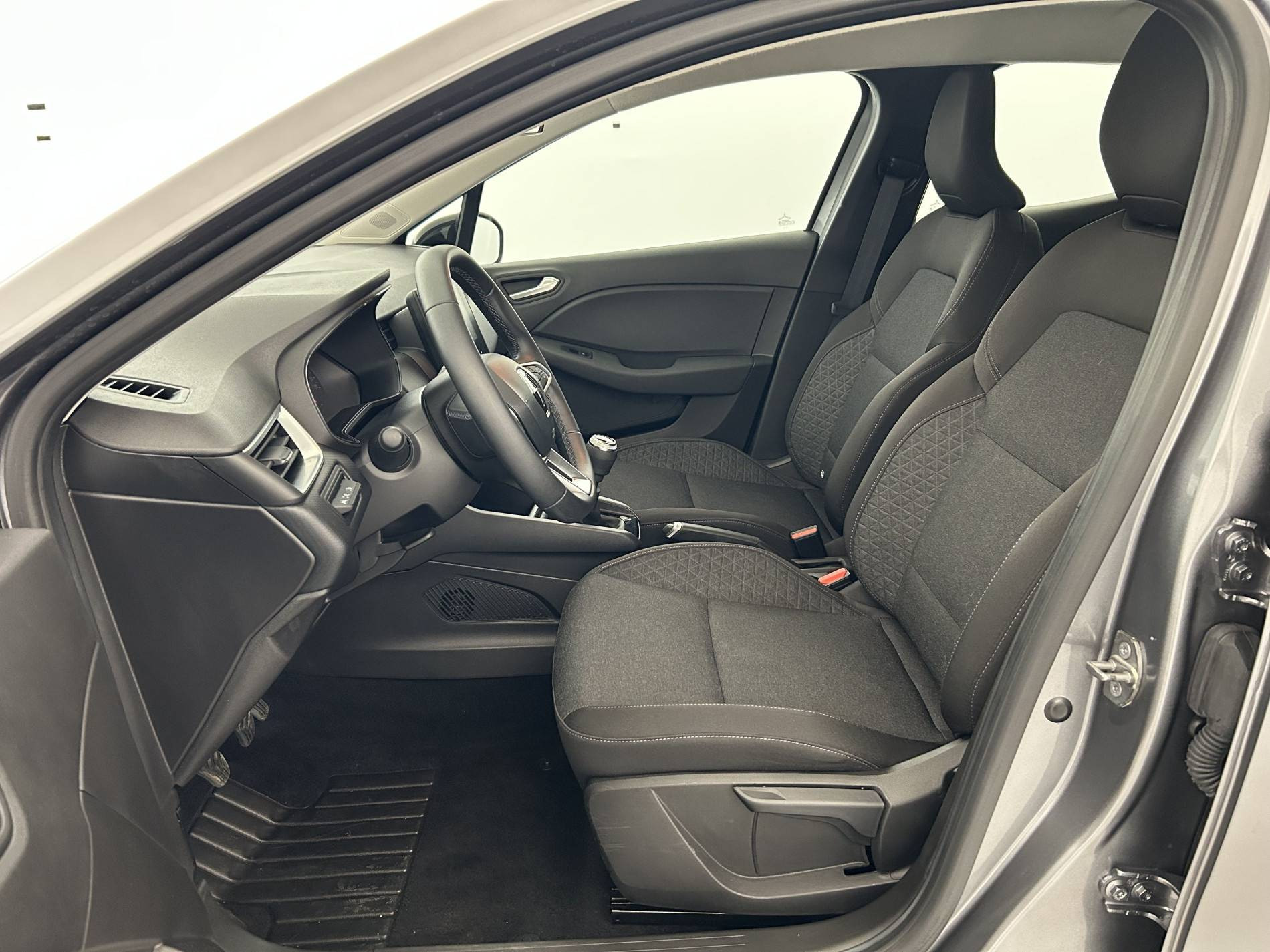 Vente en ligne Renault Clio 5 Clio TCe 90 au prix de 14 490 €