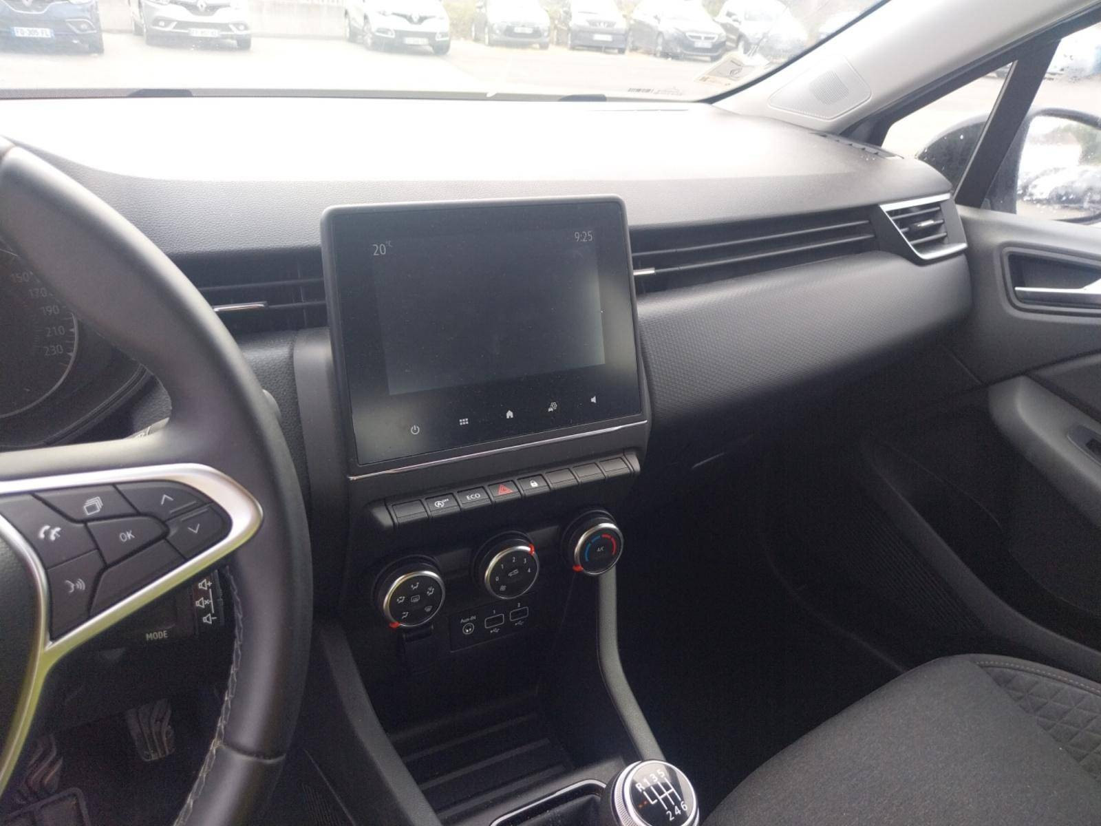 Vente en ligne Renault Clio 5 Clio TCe 90 au prix de 14 890 €