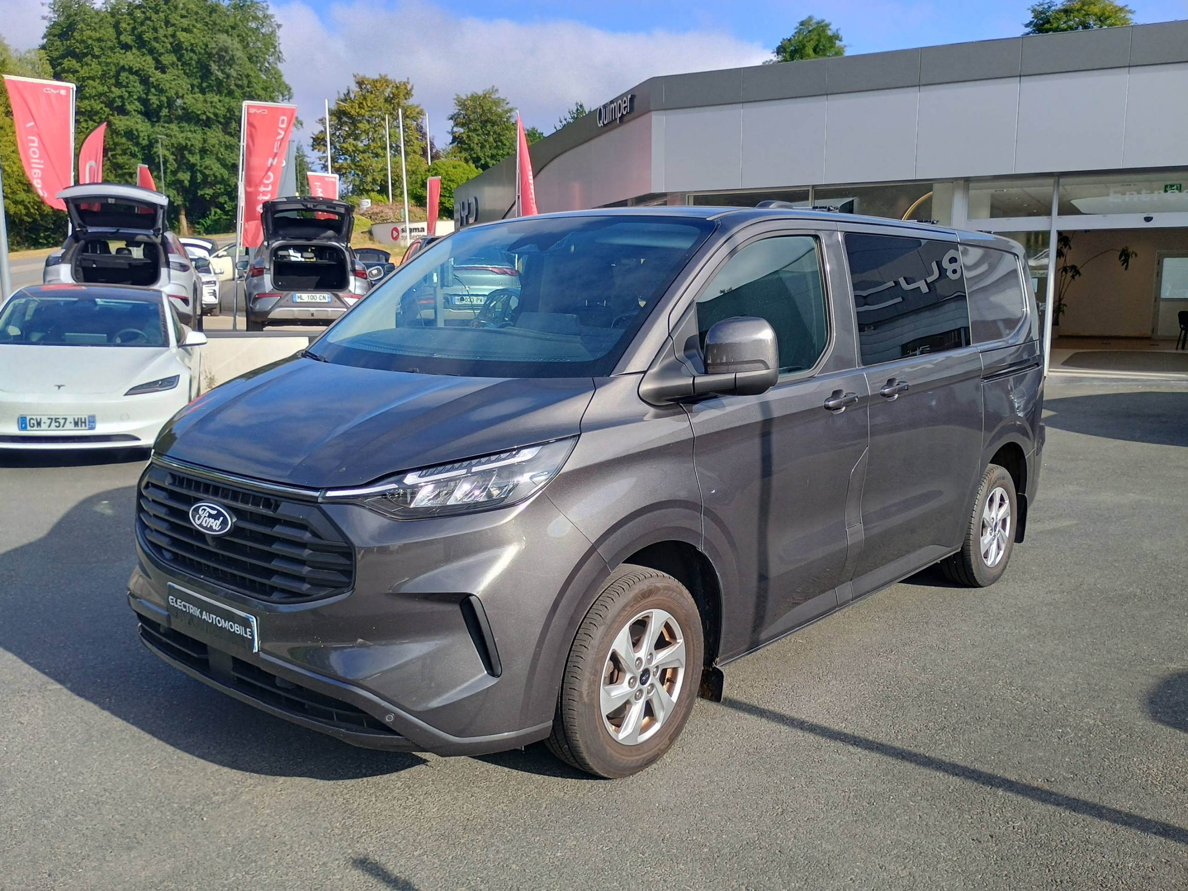 Ford Transit Custom  300 L1H1 2.0 ECOBLUE 136 CH BVA8 occasion de 2024 en vente à Quimper