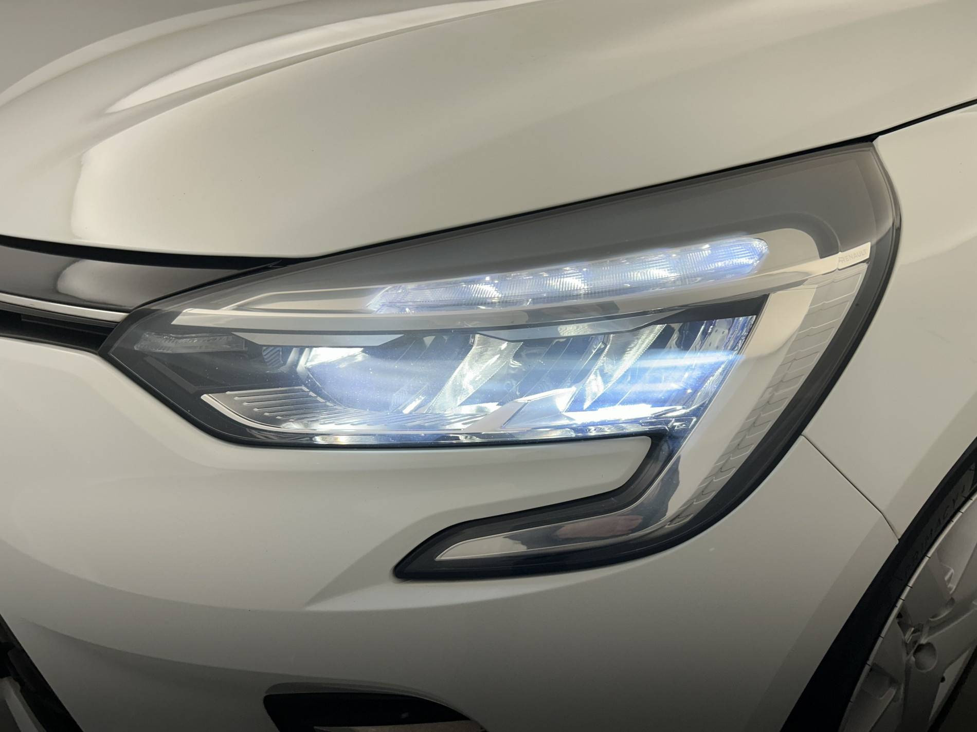 Vente en ligne Renault Clio 5 Clio Blue dCi 85 au prix de 13 100 €