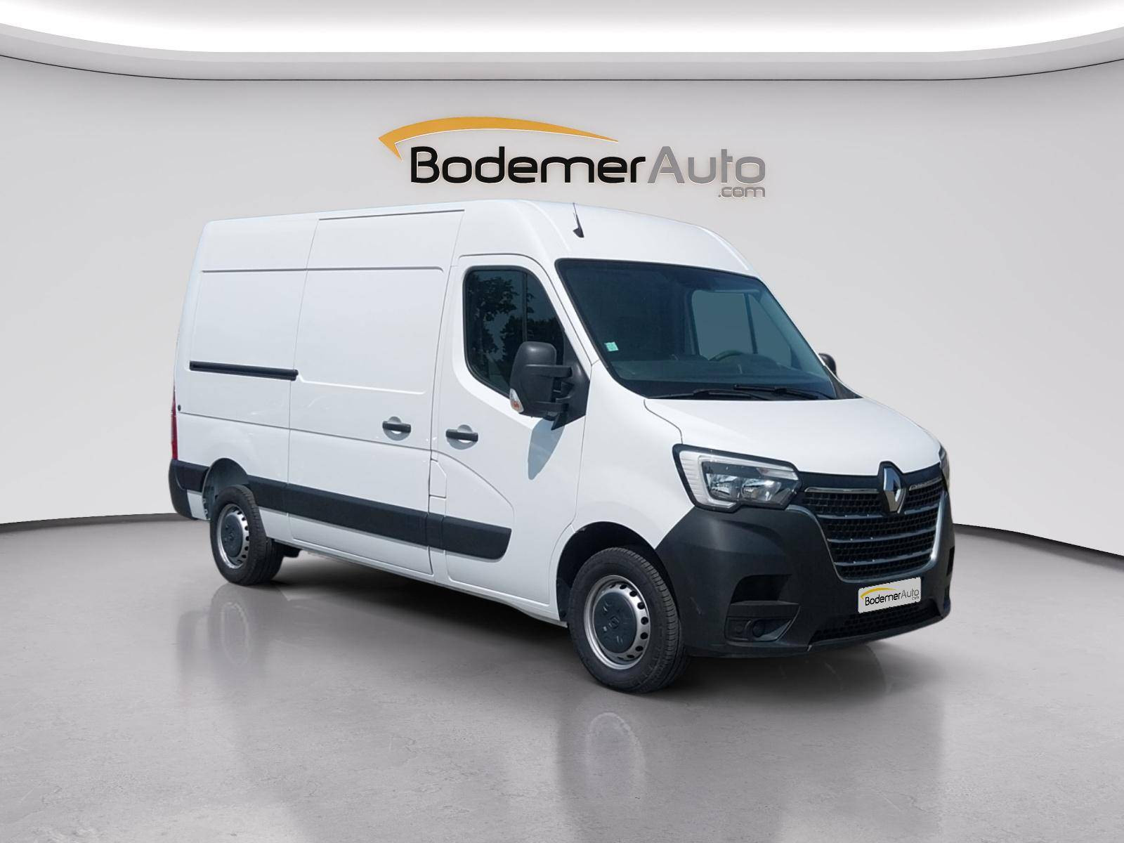 Vente en ligne Renault Master Fourgon MASTER FGN TRAC F3500 L2H2 BLUE DCI 135 au prix de 16 990 €