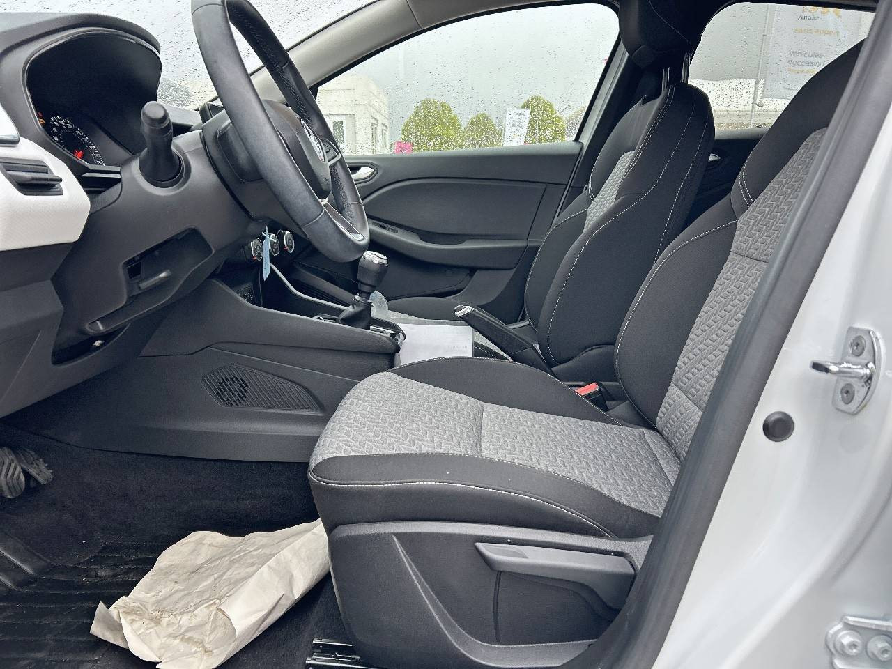 Vente en ligne Renault Clio 5 Clio TCe 90 au prix de 13 490 €