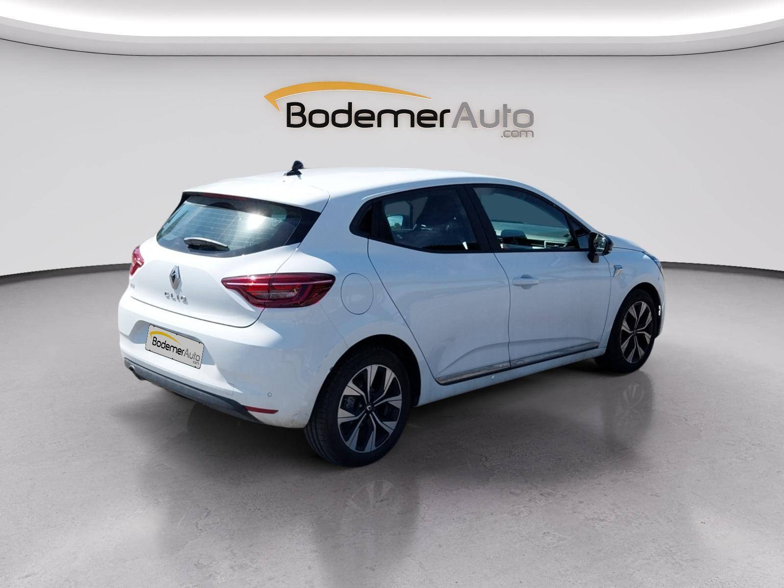 Vente en ligne Renault Clio 5 Clio TCe 90 - 21N au prix de 14 690 €