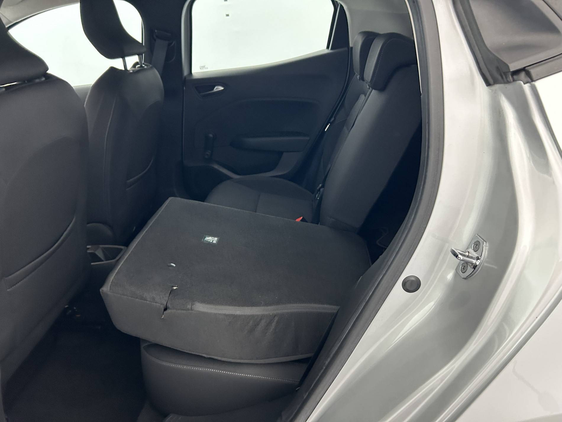 Vente en ligne Renault Clio 5 Clio Blue dCi 100 - 21N au prix de 14 490 €