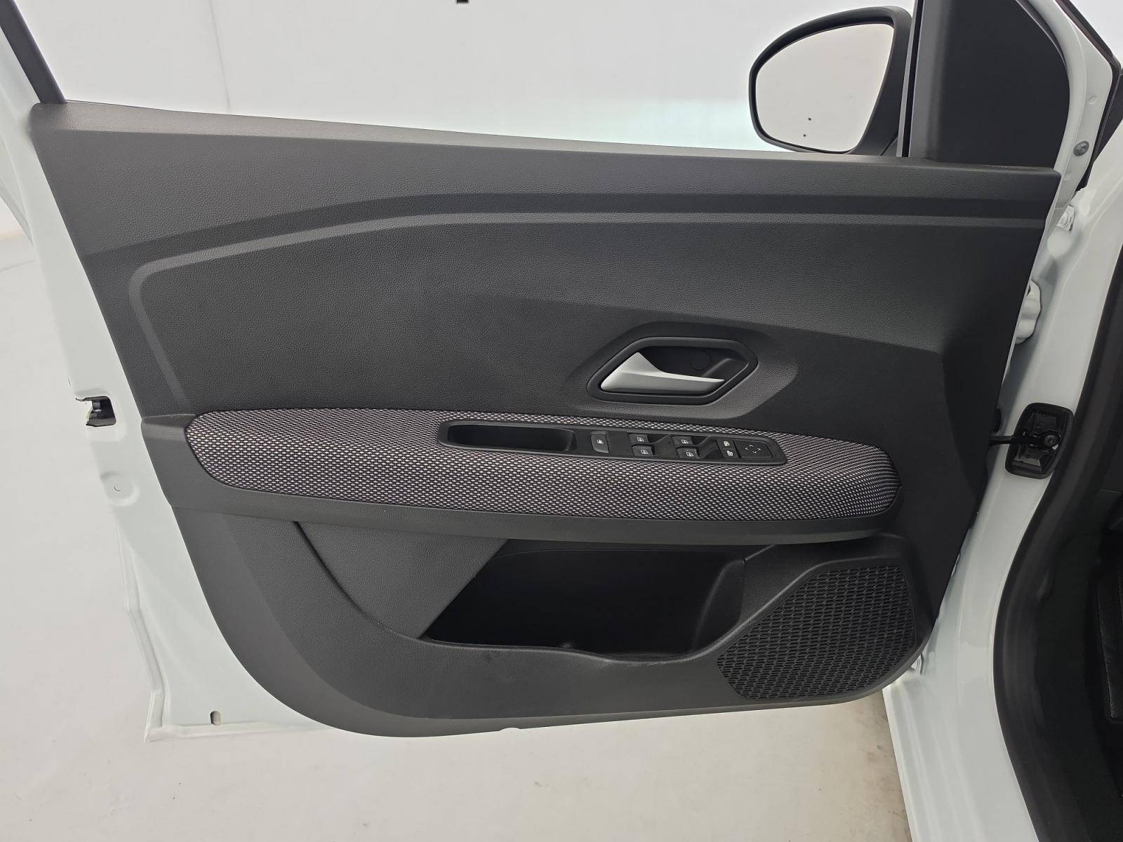 Vente en ligne Dacia Sandero  ECO-G 100 au prix de 13 791 €