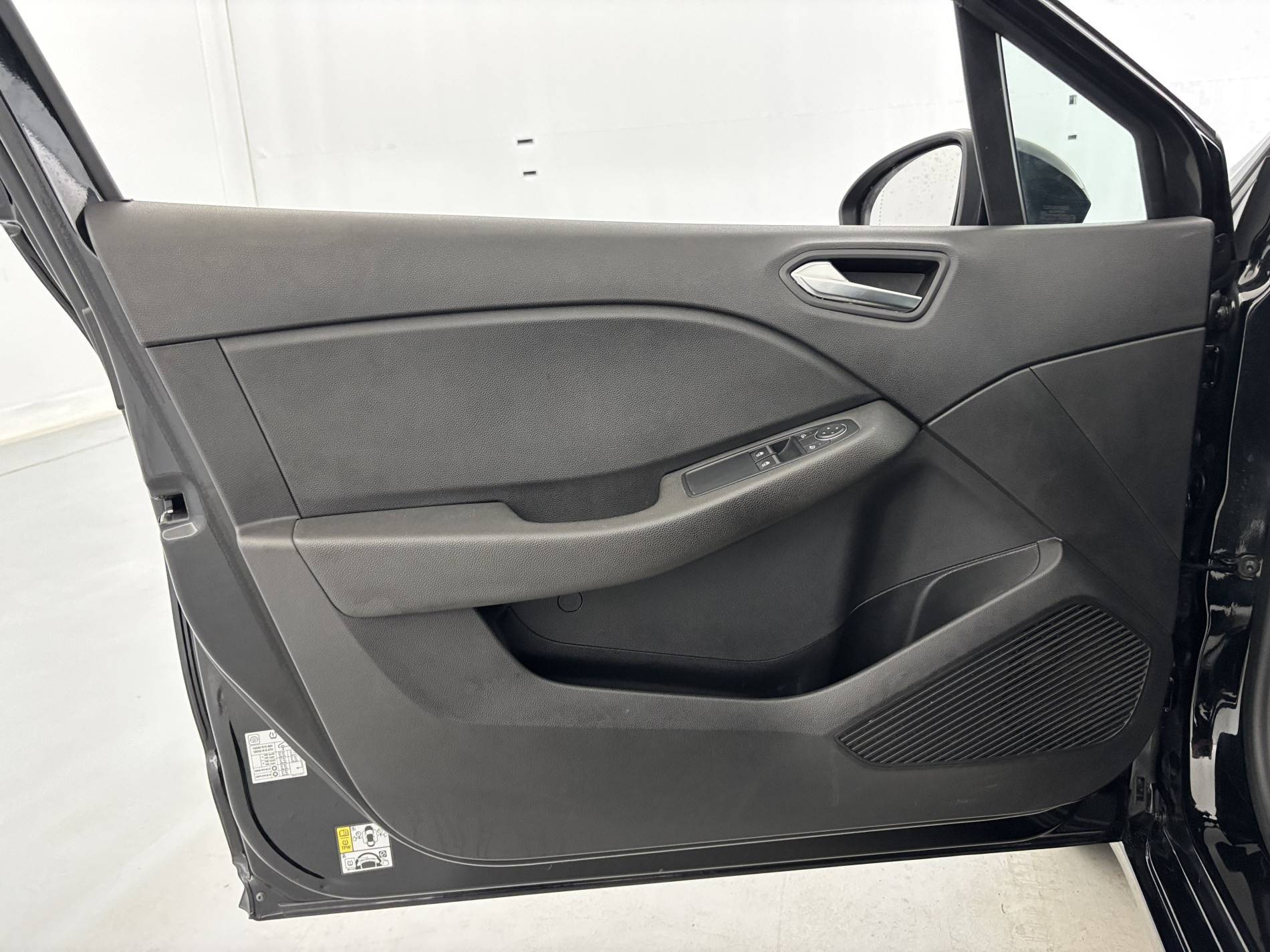 Vente en ligne Renault Clio 5 Clio TCe 90 au prix de 12 890 €