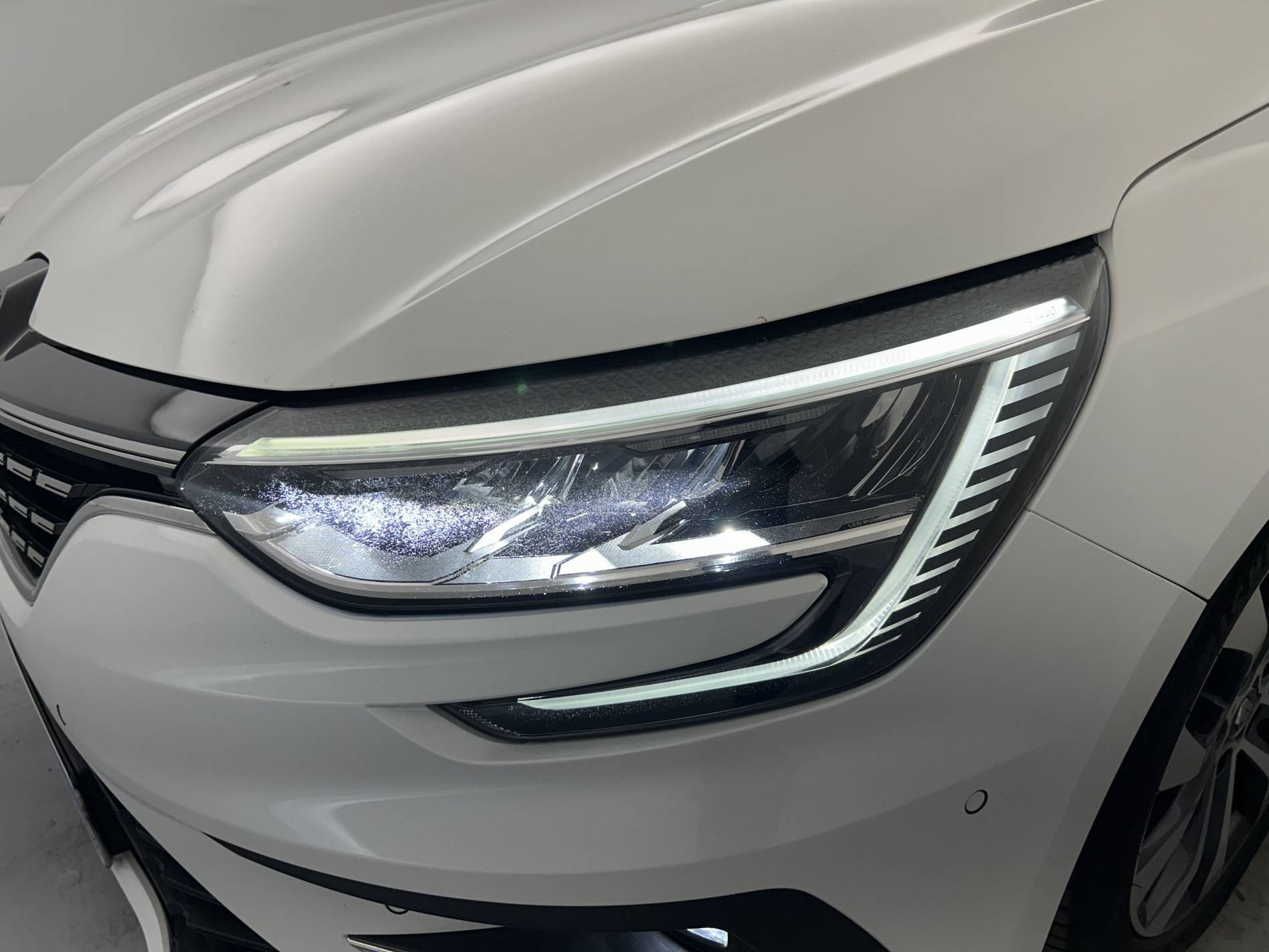 Vente en ligne Renault Megane 4  TCe 140 EDC au prix de 20 697 €