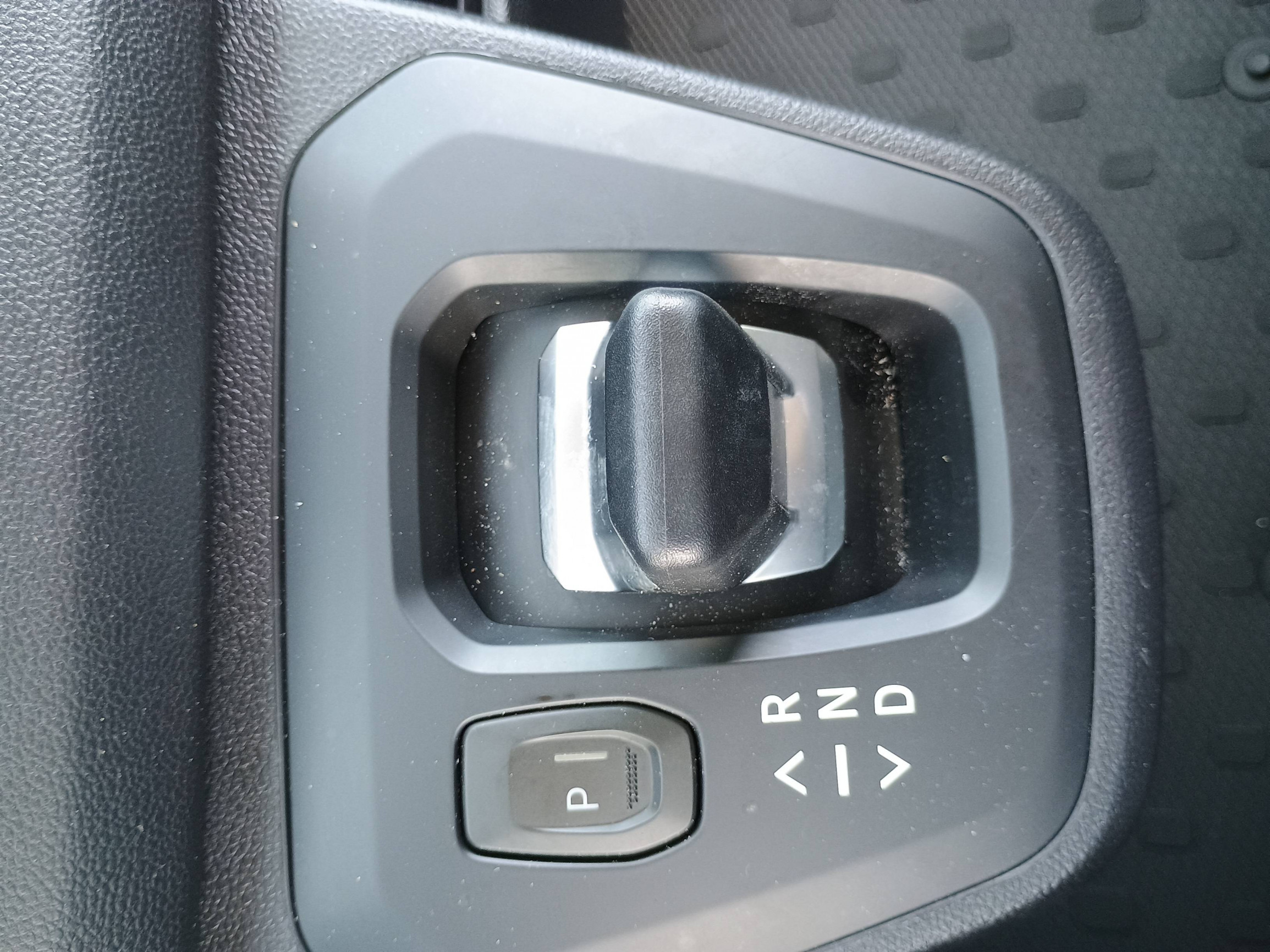 Vente en ligne Renault Trafic Cabine Approfondie TRAFIC CA L2H1 3T BLUE DCI 170 AUTO au prix de 37 991 €