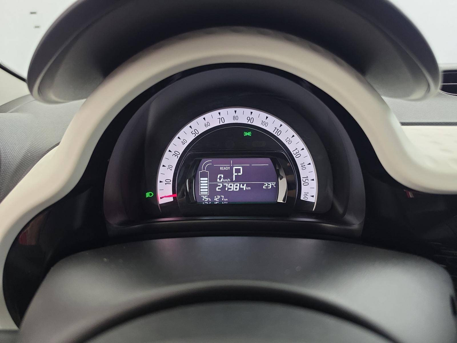 Vente en ligne Renault Twingo Electrique Twingo III E-Tech au prix de 12 900 €
