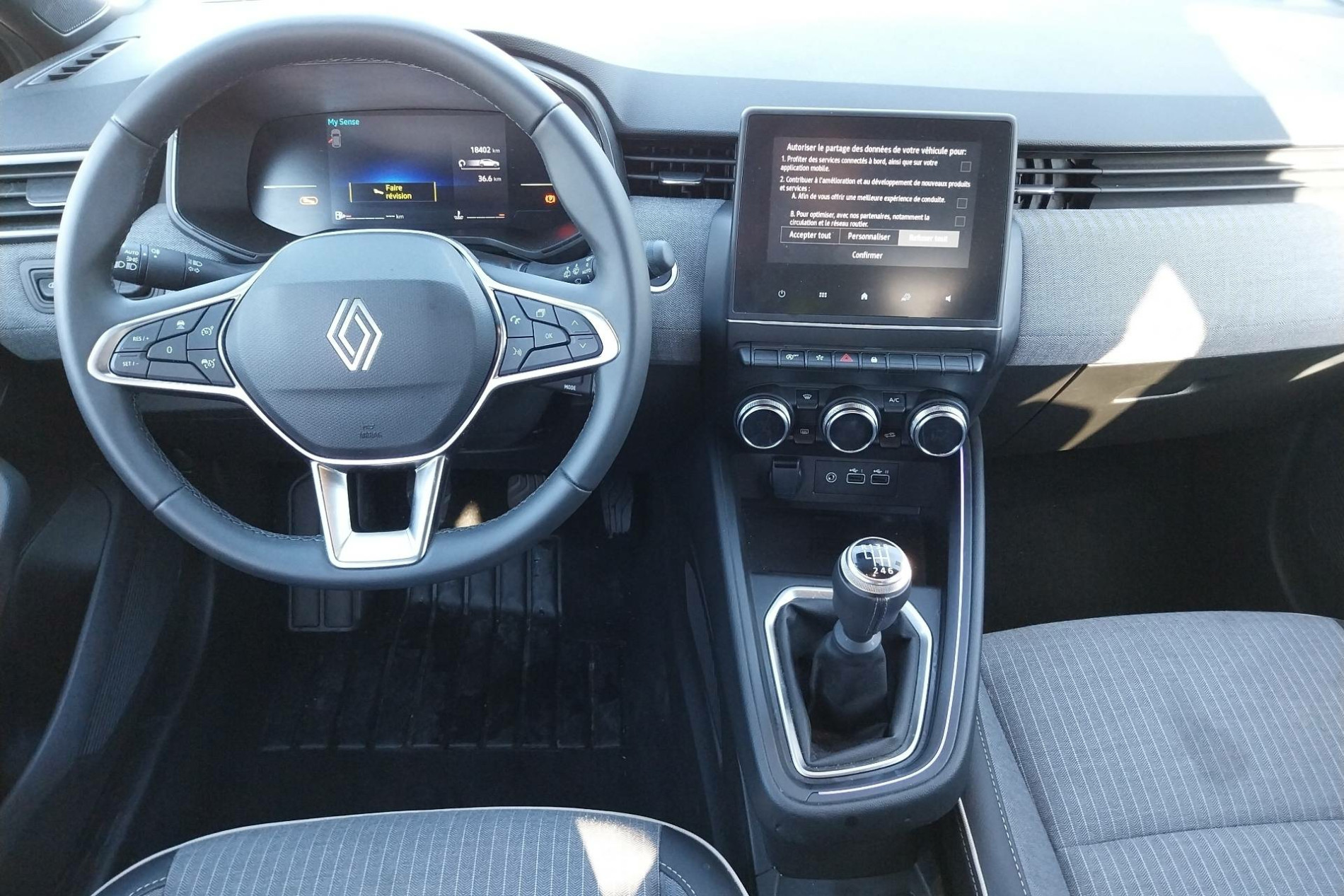 Vente en ligne Renault Clio 5 Clio TCe 90 ch GSR2 au prix de 17 780 €