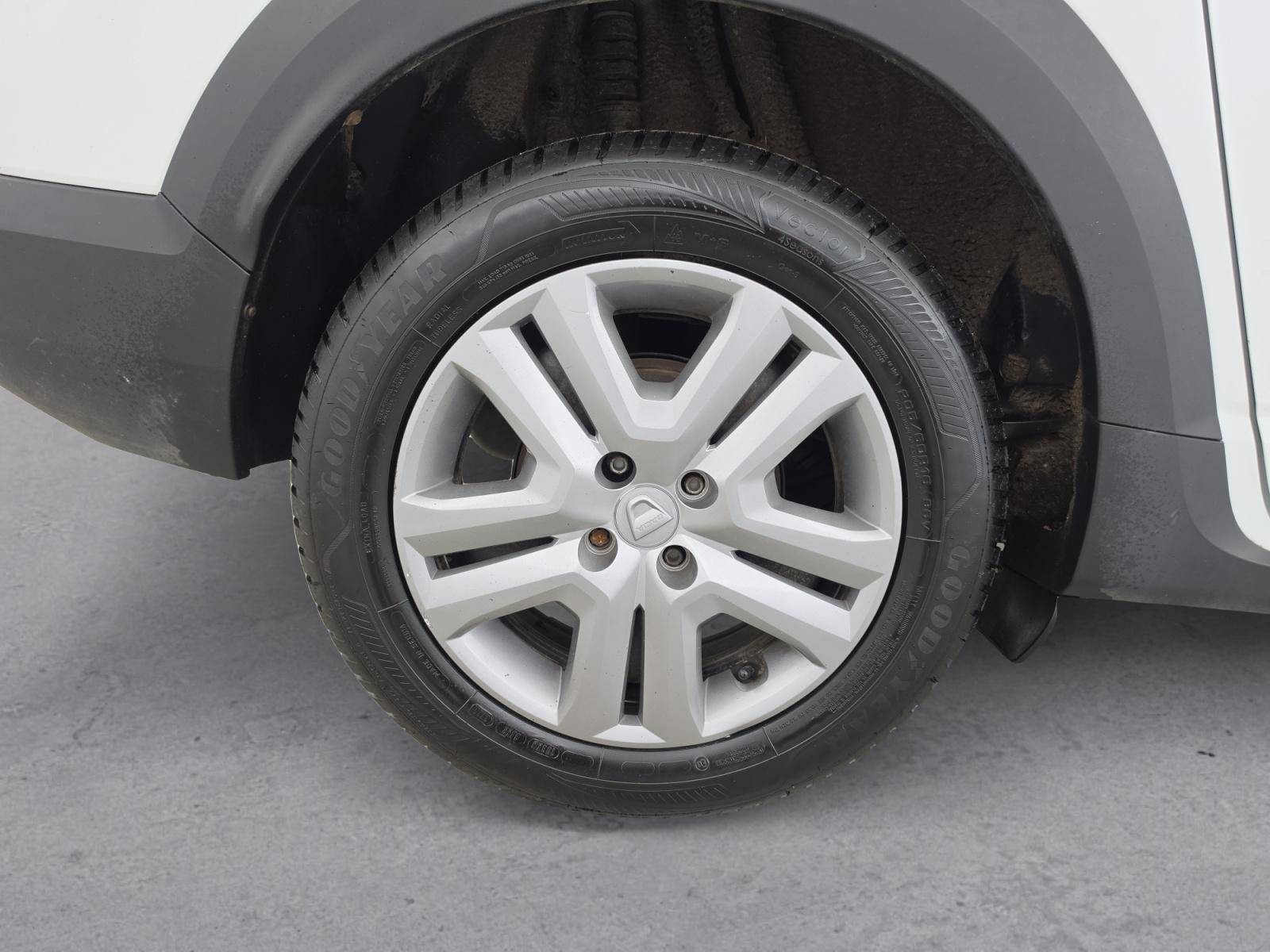 Vente en ligne Dacia Jogger  ECO-G 100 7 places au prix de 14 900 €