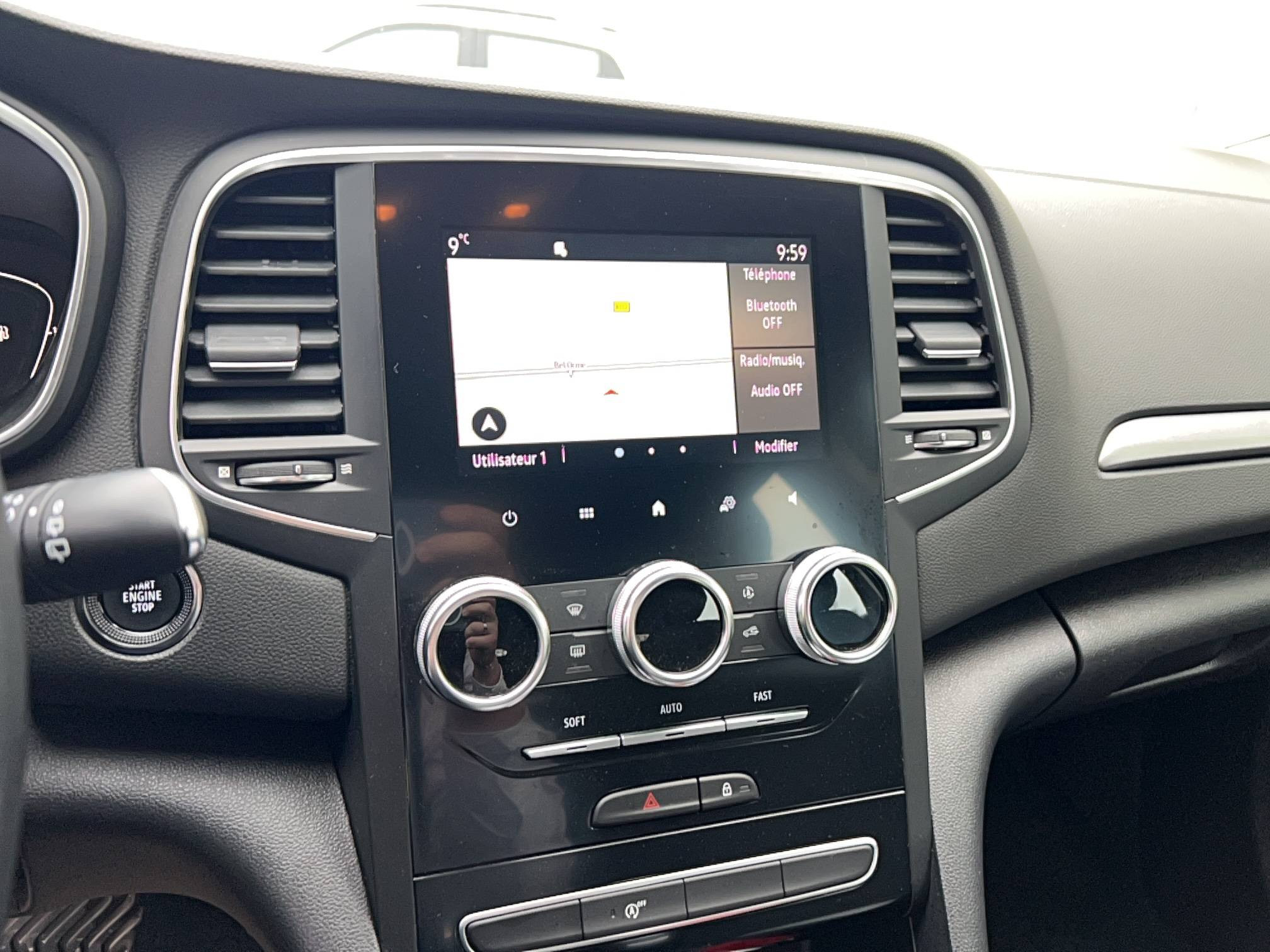 Vente en ligne Renault Megane 4  Blue dCi 115 EDC au prix de 14 590 €