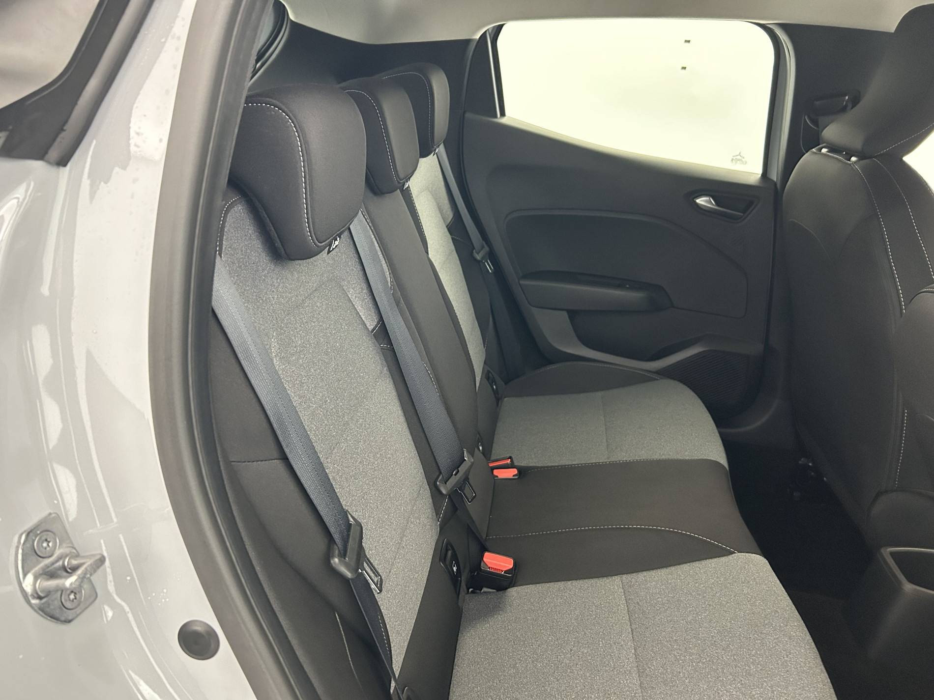 Vente en ligne Renault Clio 5 Clio Blue dCi 100 ch GSR2 au prix de 18 990 €