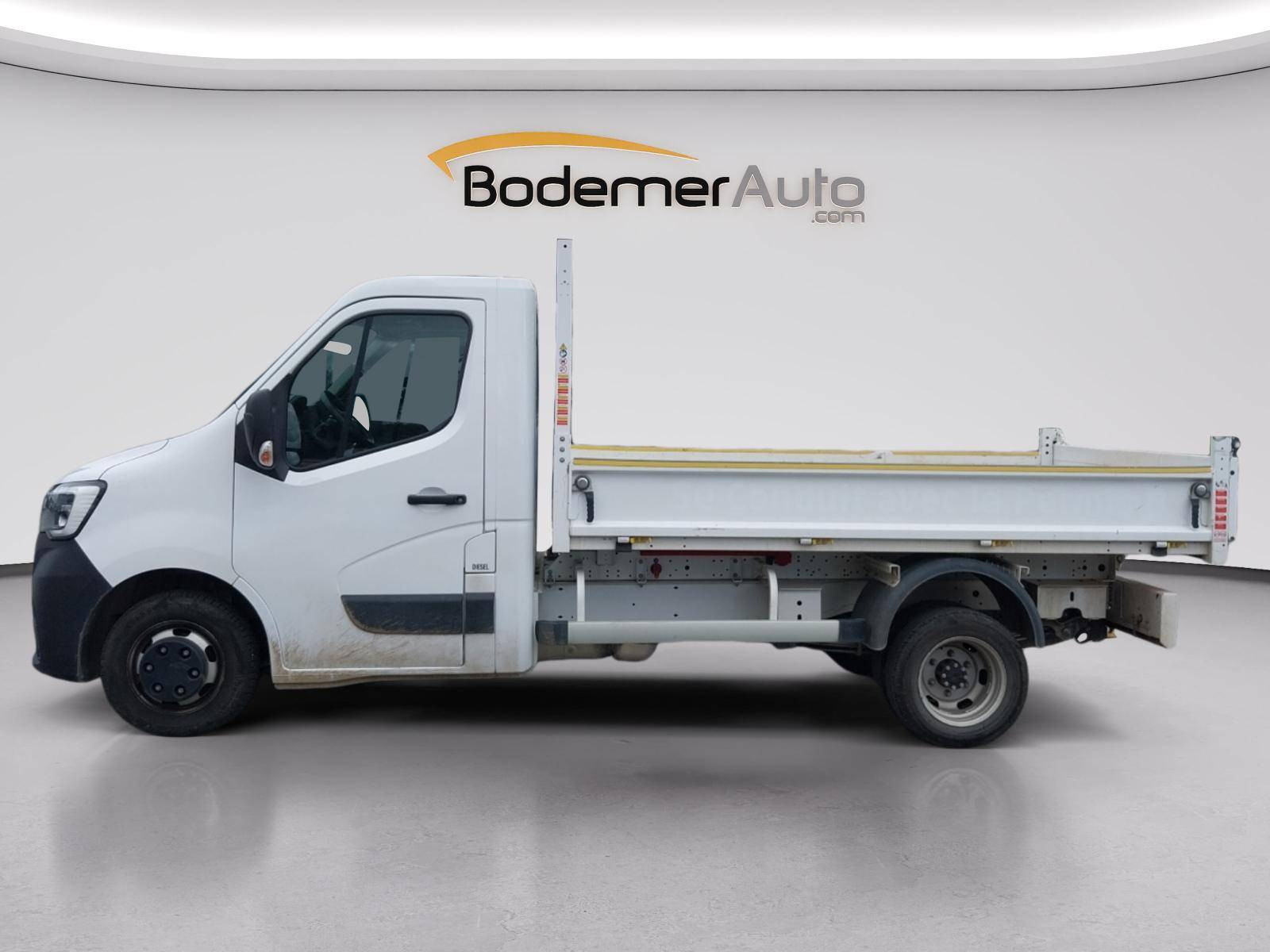 Vente en ligne Renault Master 3 Châssis Cabine MASTER CC PROP RJ3500 L2 PAFC BLUE DCI 130 EURO VI au prix de 29 990 €