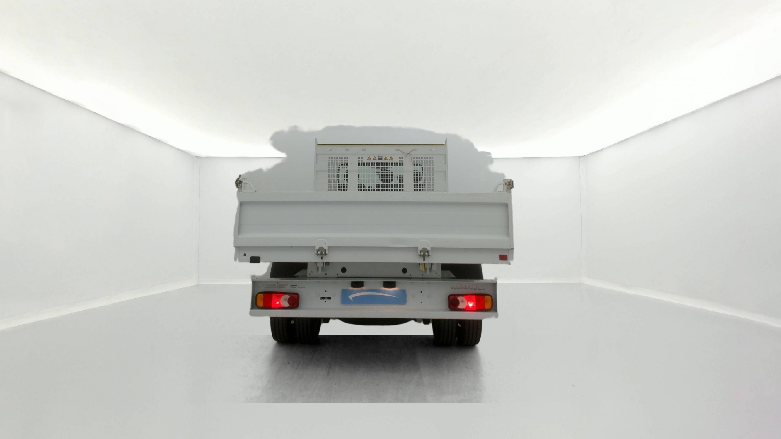 Vente en ligne Renault Master 3 Châssis Cabine MASTER CC PROP RJ3500 L2 PAFC BLUE DCI 130 EURO VI au prix de 33 000 €