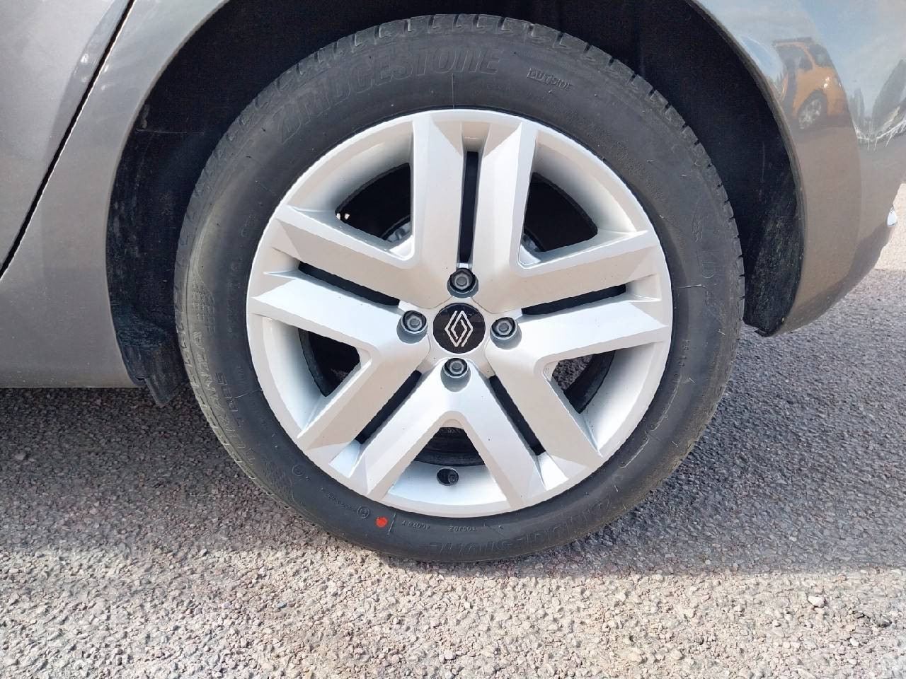 Vente en ligne Renault Clio 5 Clio SCe 65 au prix de 13 990 €