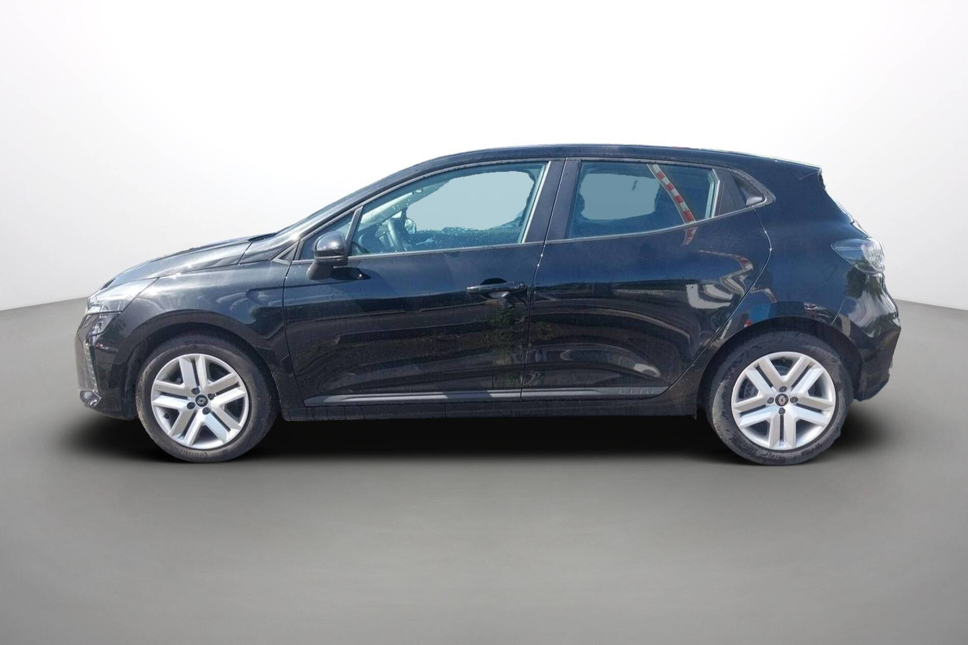 Vente en ligne Renault Clio 5 Clio Blue dCi 100 ch GSR2 au prix de 18 991 €