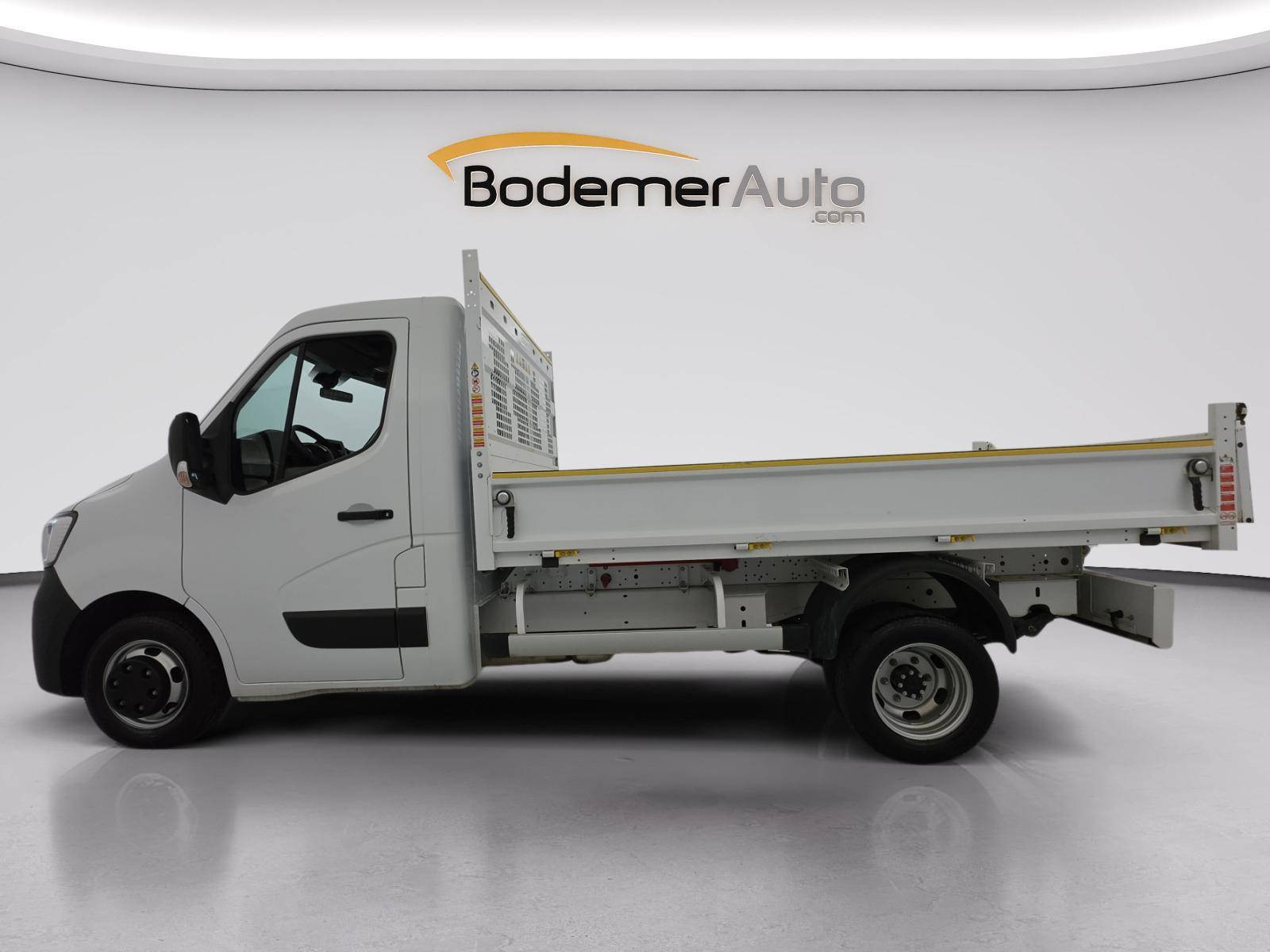 Vente en ligne Renault Master 3 Châssis Cabine MASTER CC PROP RJ3500 L2 PAFC BLUE DCI 130 EURO VI au prix de 33 900 €