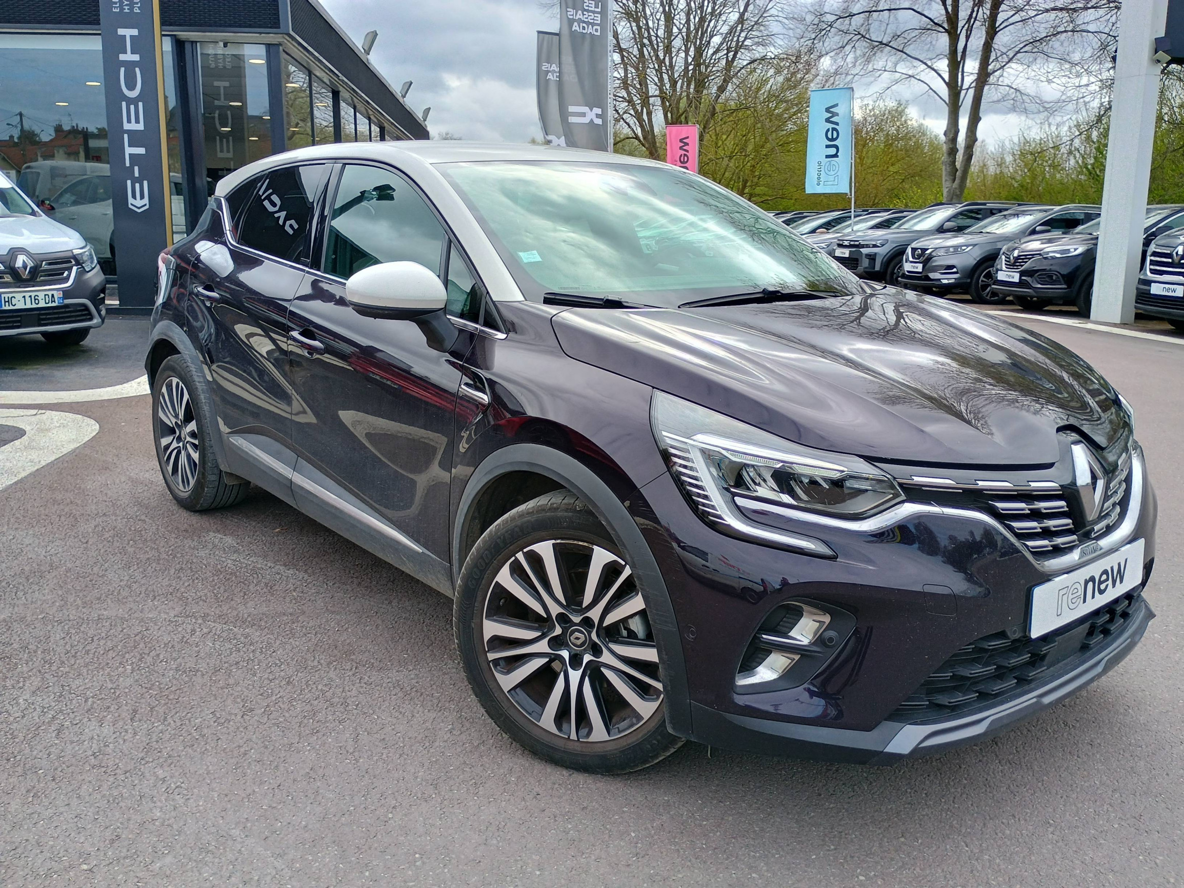 Vente en ligne Renault Captur  E-Tech Plug-in 160 au prix de 17 990 €