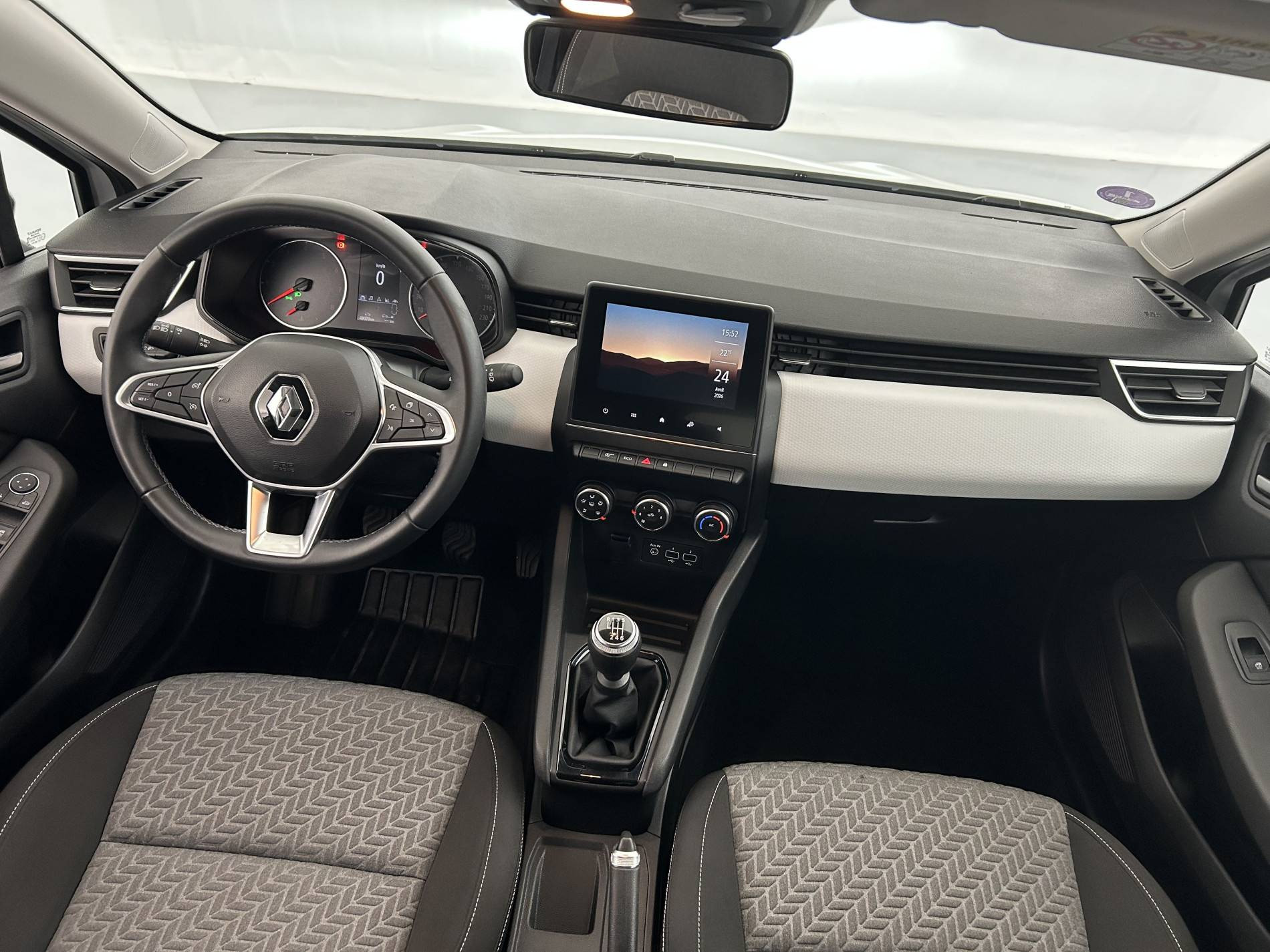 Vente en ligne Renault Clio 5 Clio TCe 90 au prix de 13 490 €