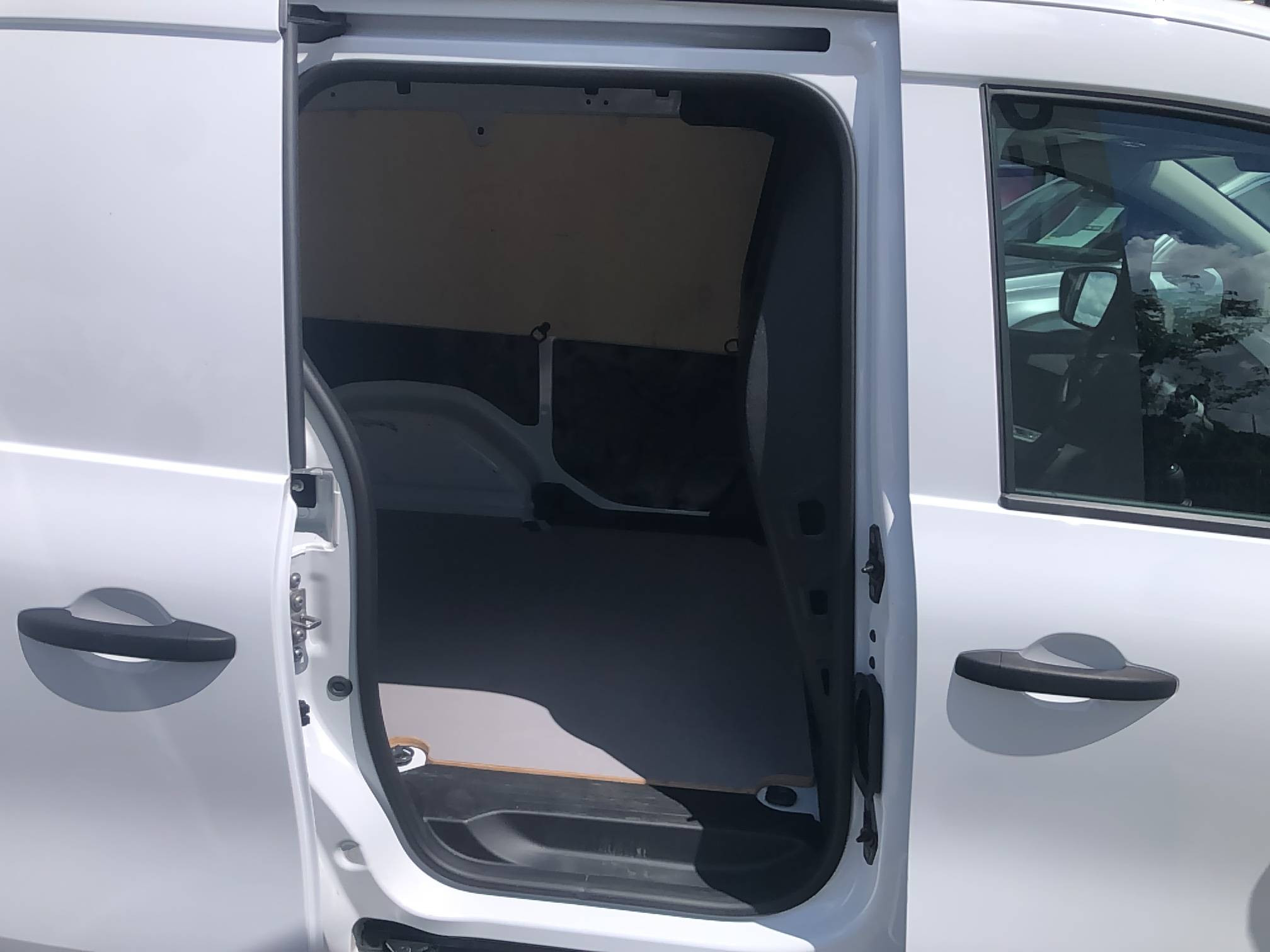 Vente en ligne Renault Kangoo Van  BLUE DCI 95 au prix de 18 990 €